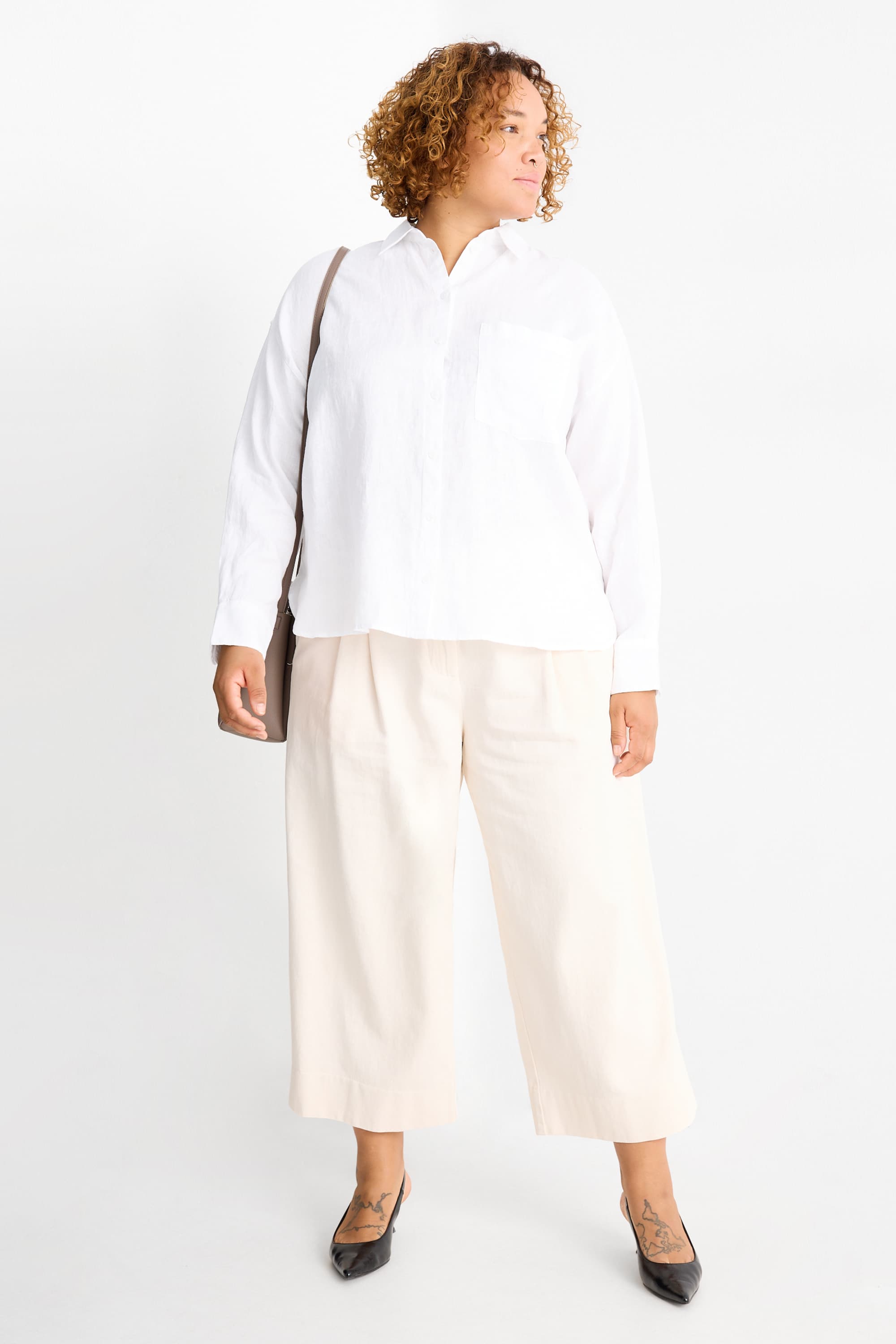 Linen blouse white