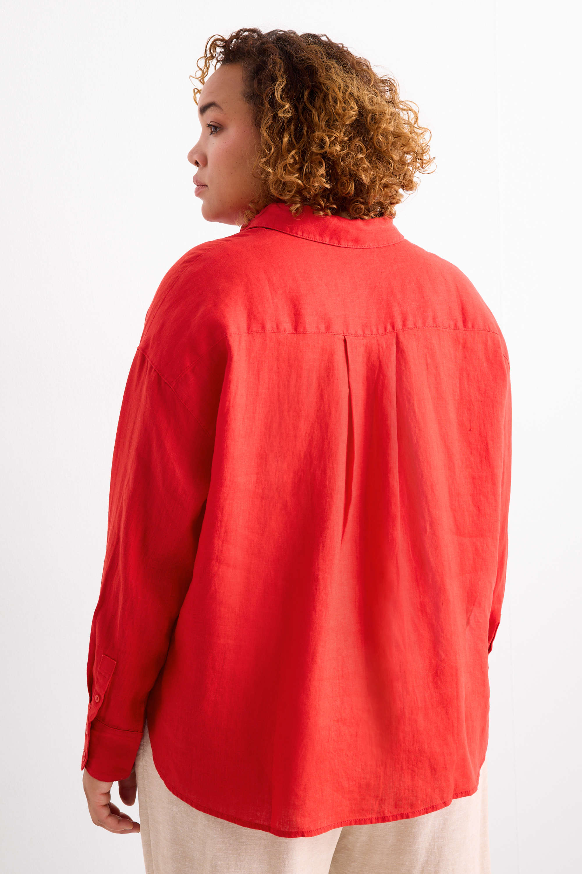 Linen blouse red