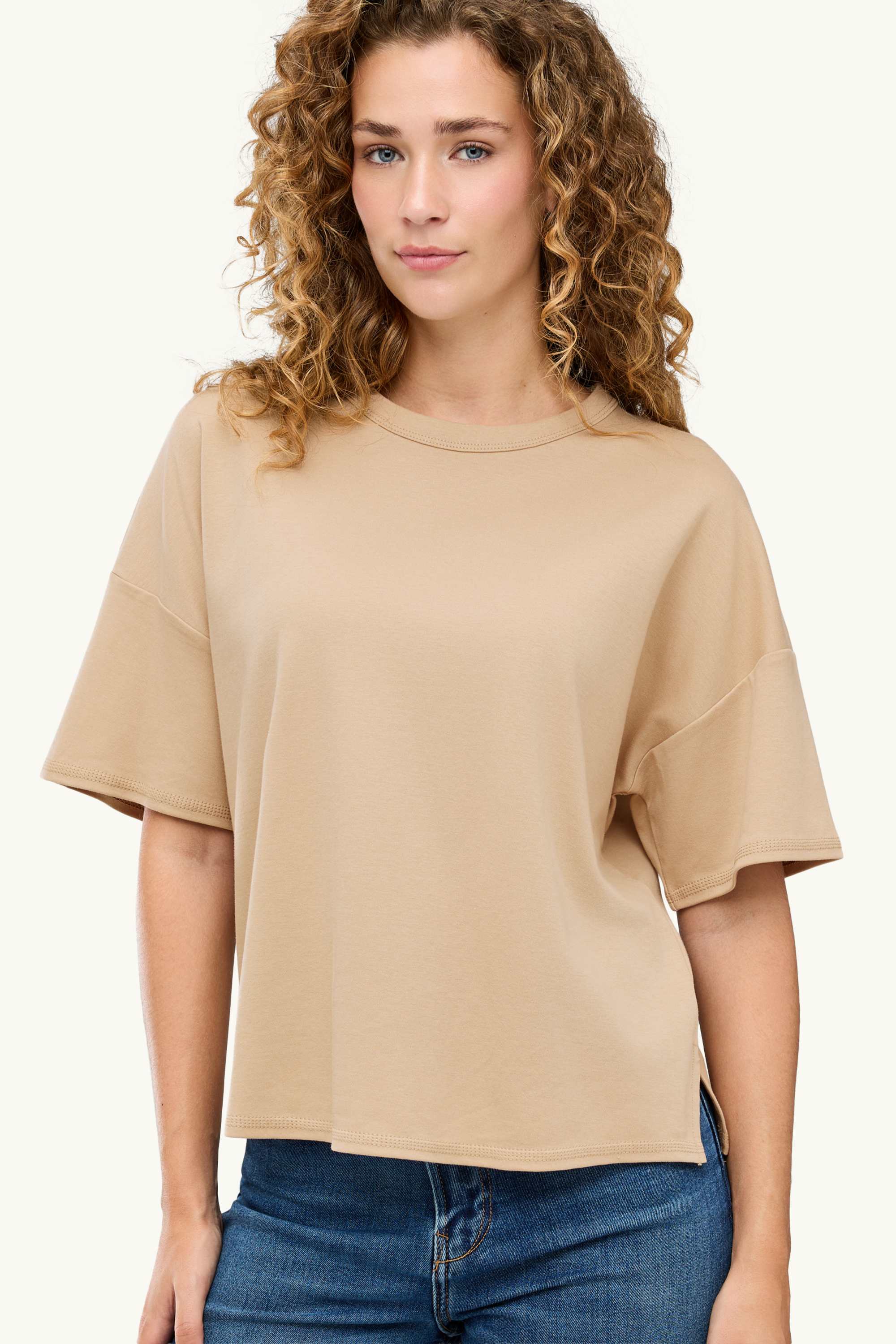 T-shirt - oversized beige