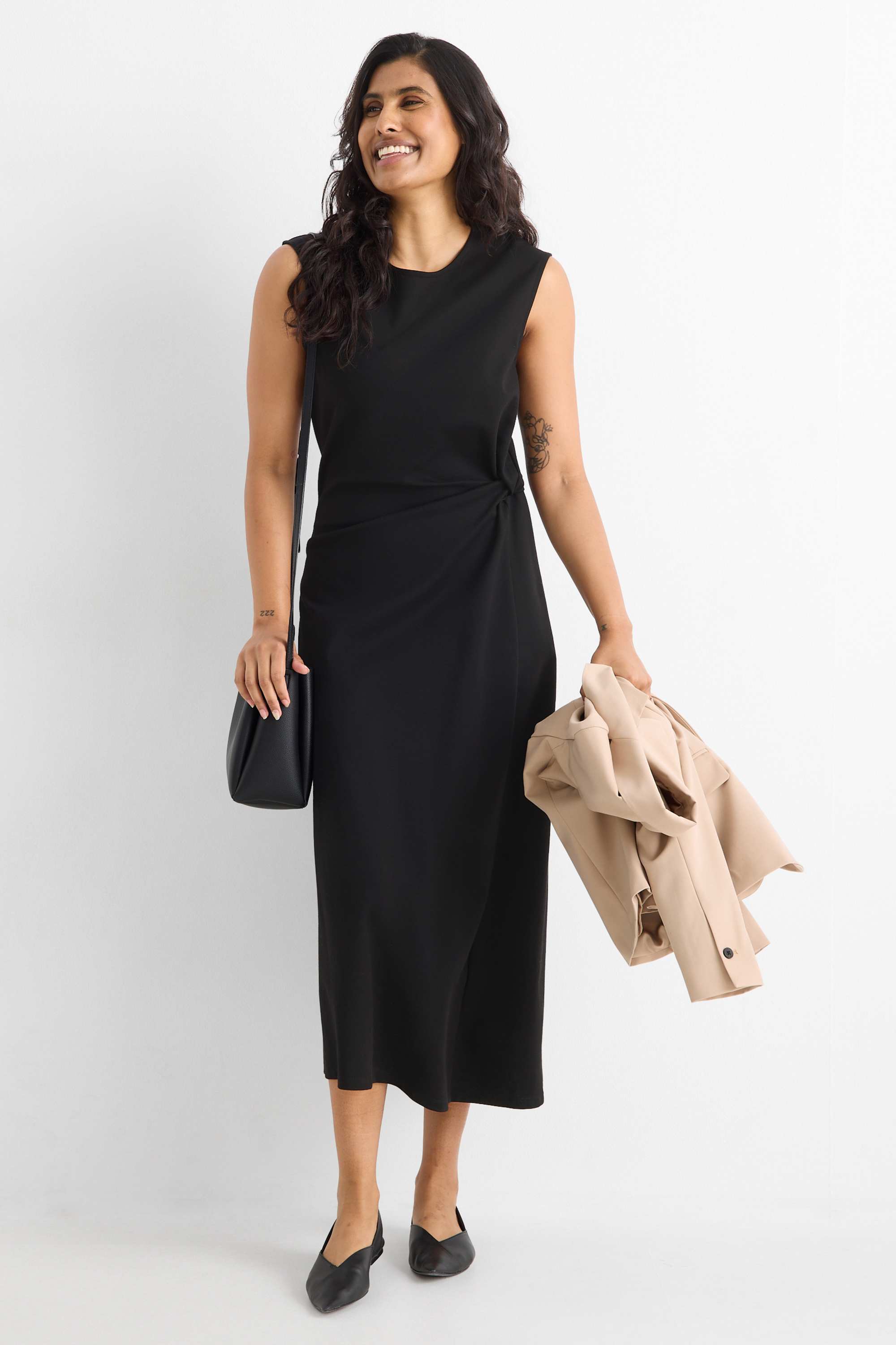 Fit & flare dress black