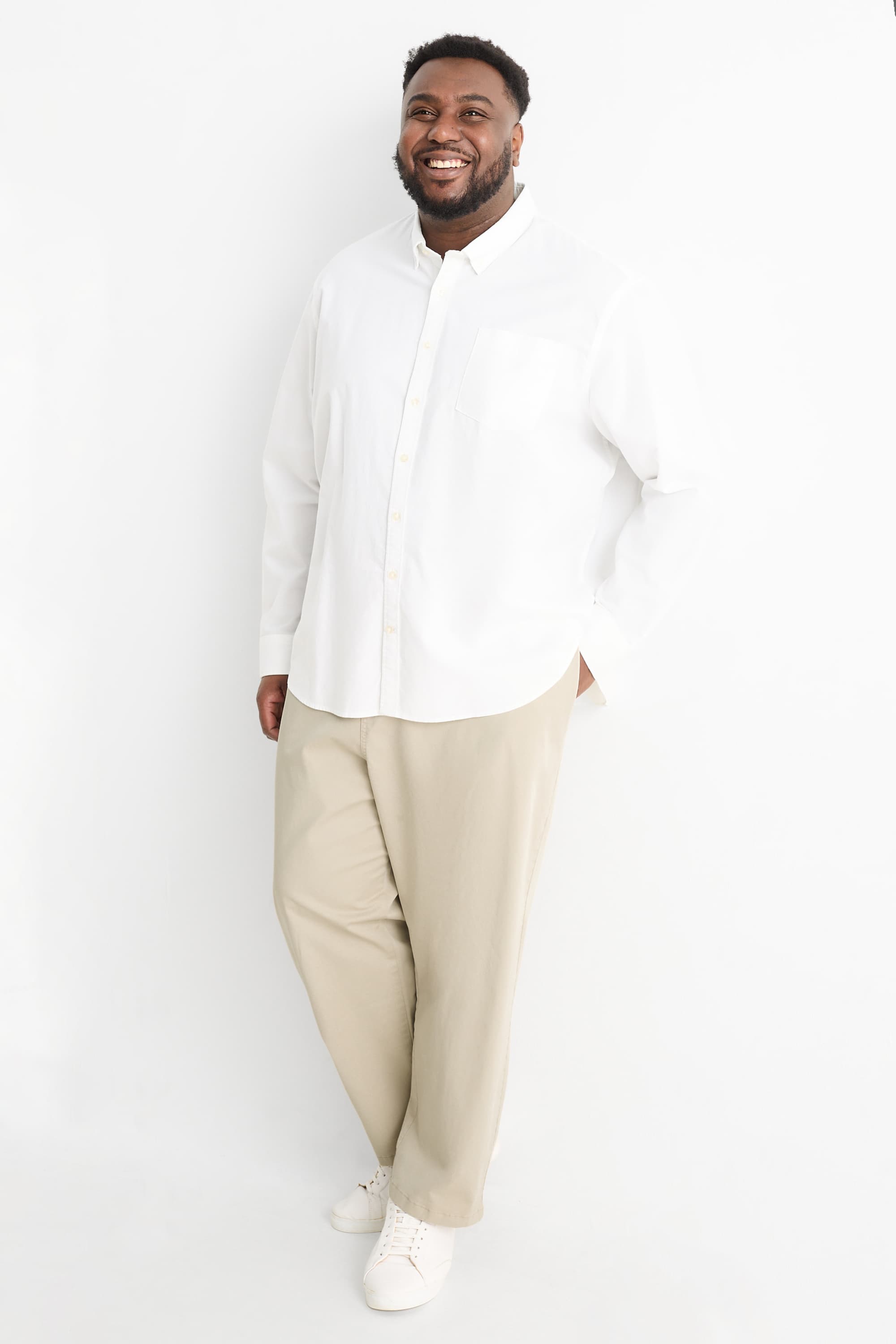 Chinos - relaxed fit light beige