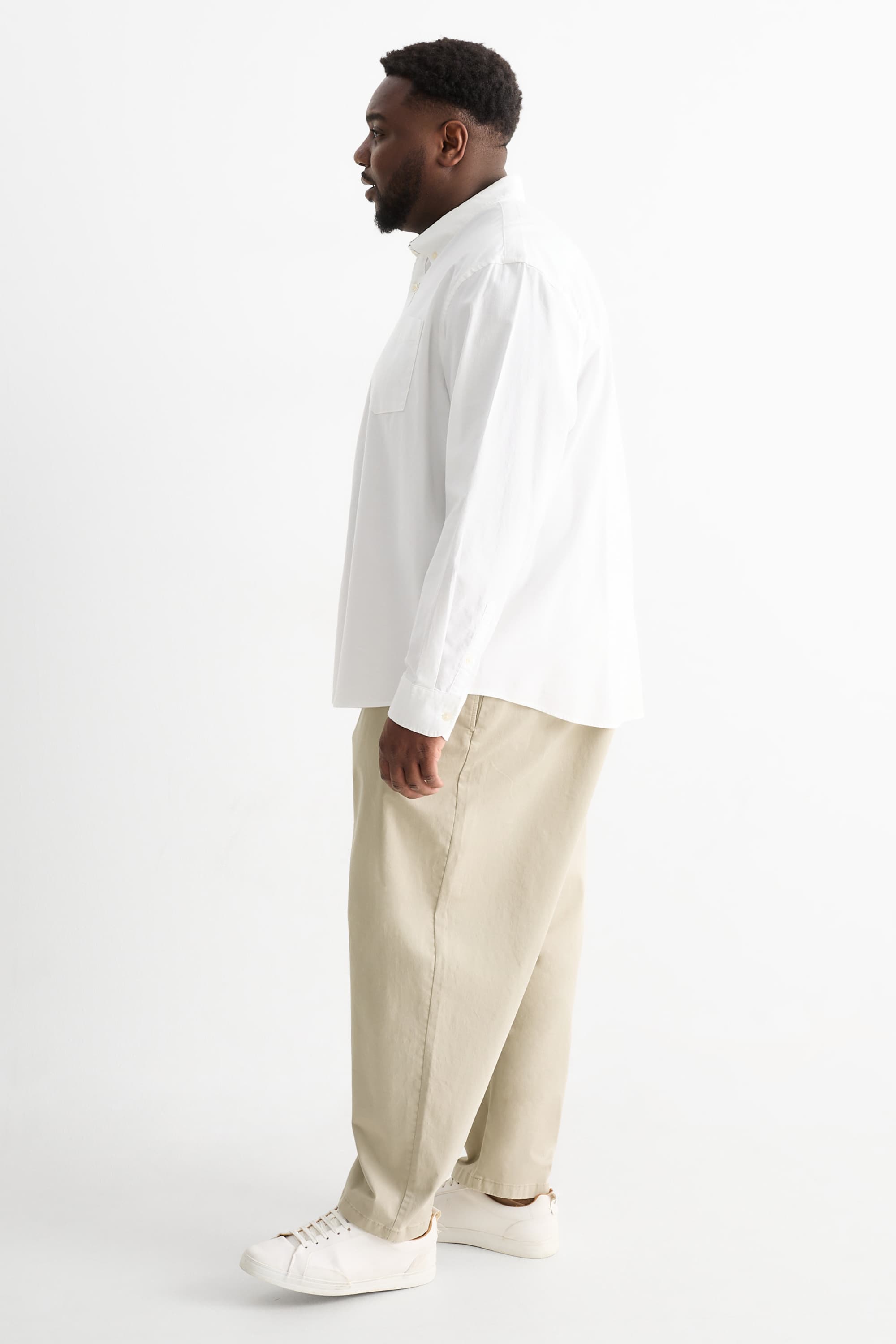 Chinos - relaxed fit light beige