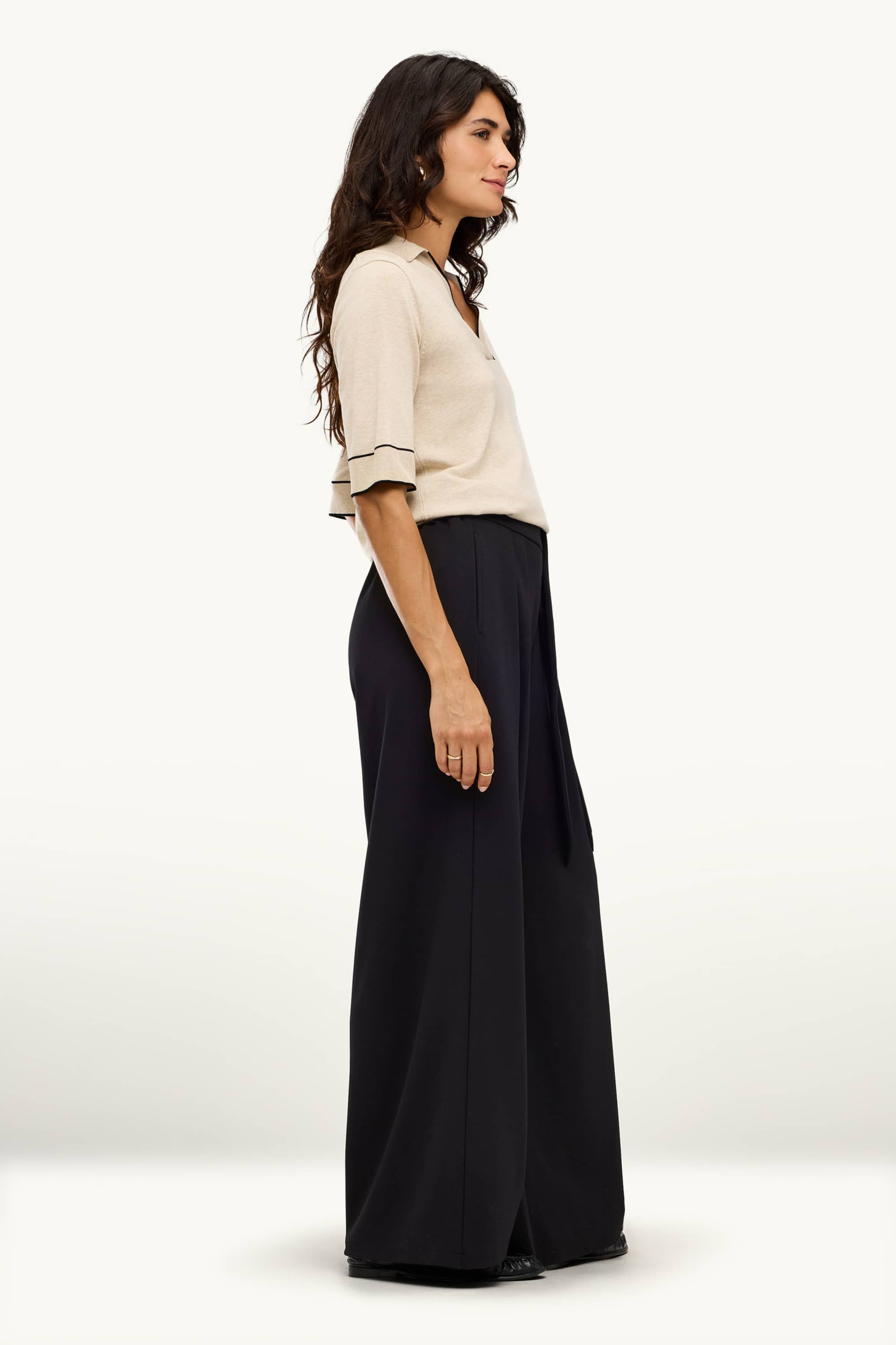 Cloth trousers - high waist - wide leg black