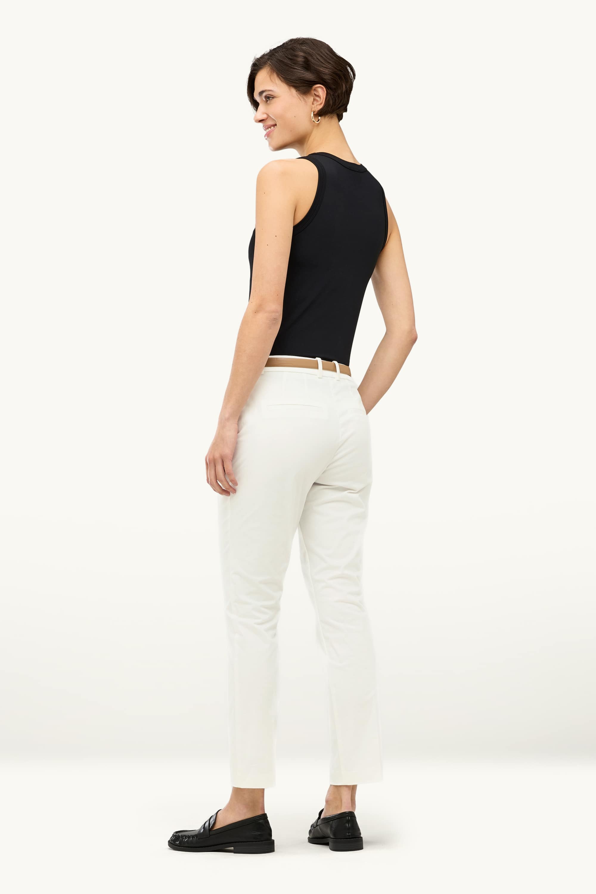 Cloth trousers with belt - mid-rise waist - tapered fit white