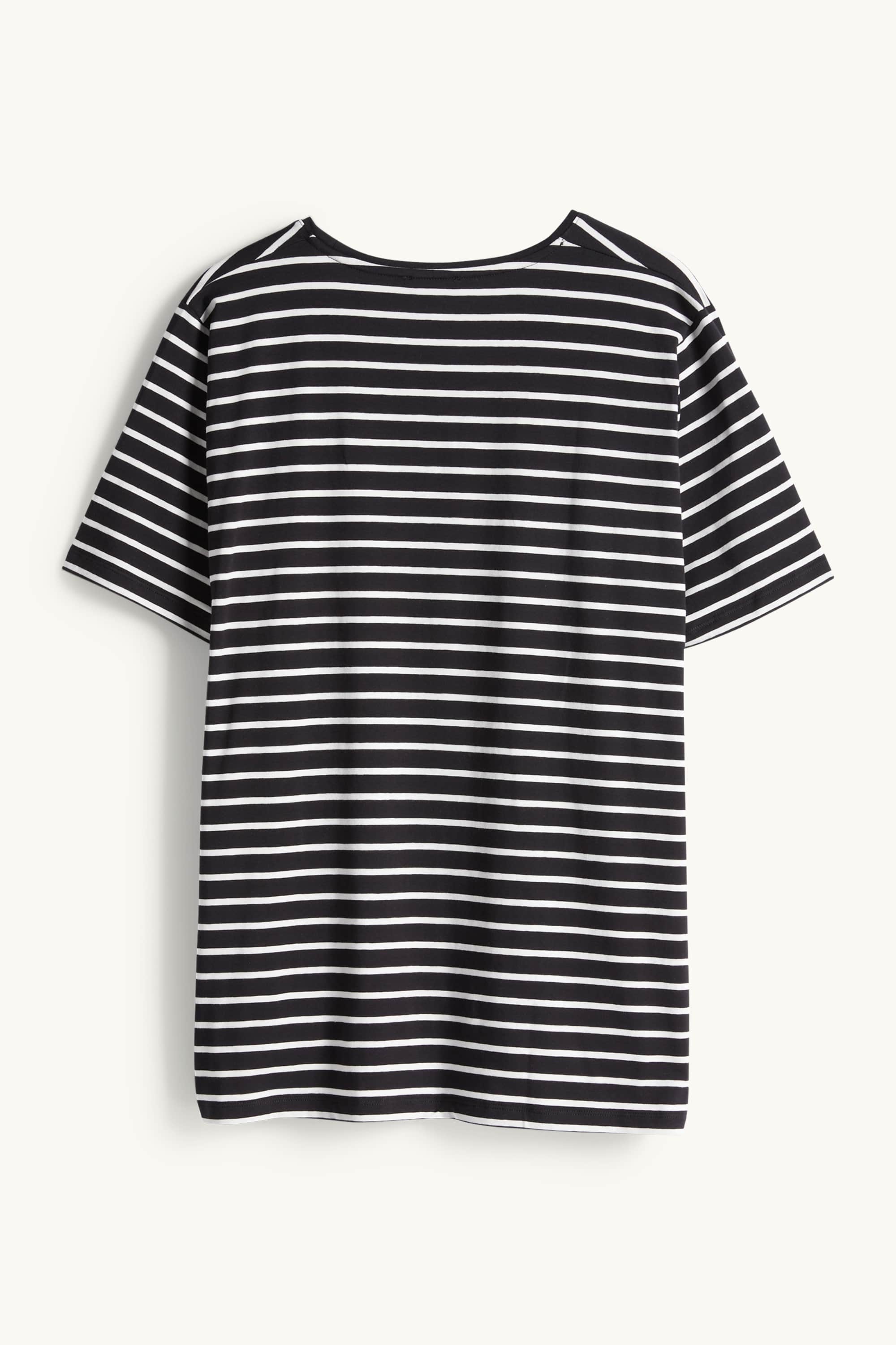 V-neck T-shirt- striped black / white (6)