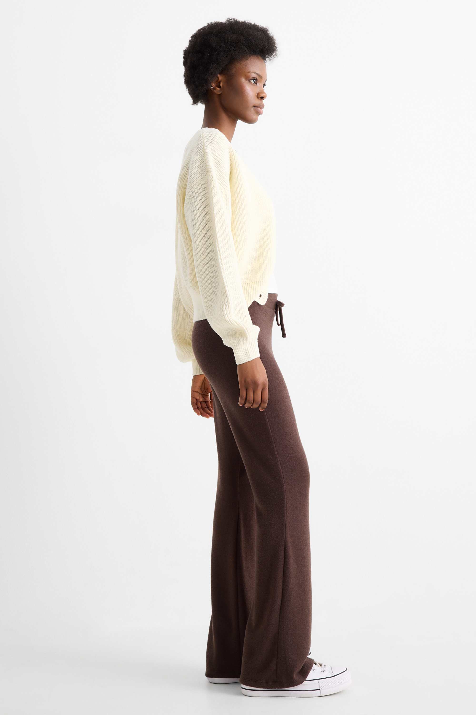 Knitted joggers dark brown