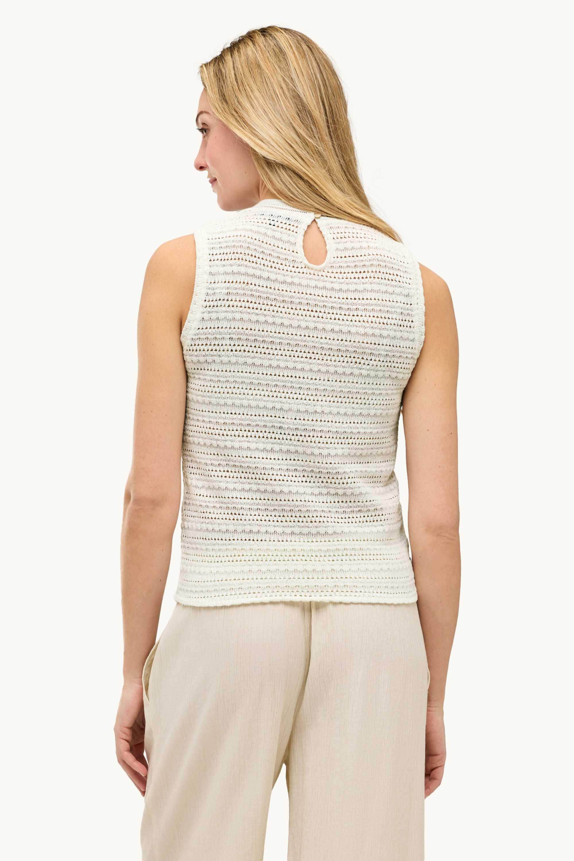 Crocheted top white