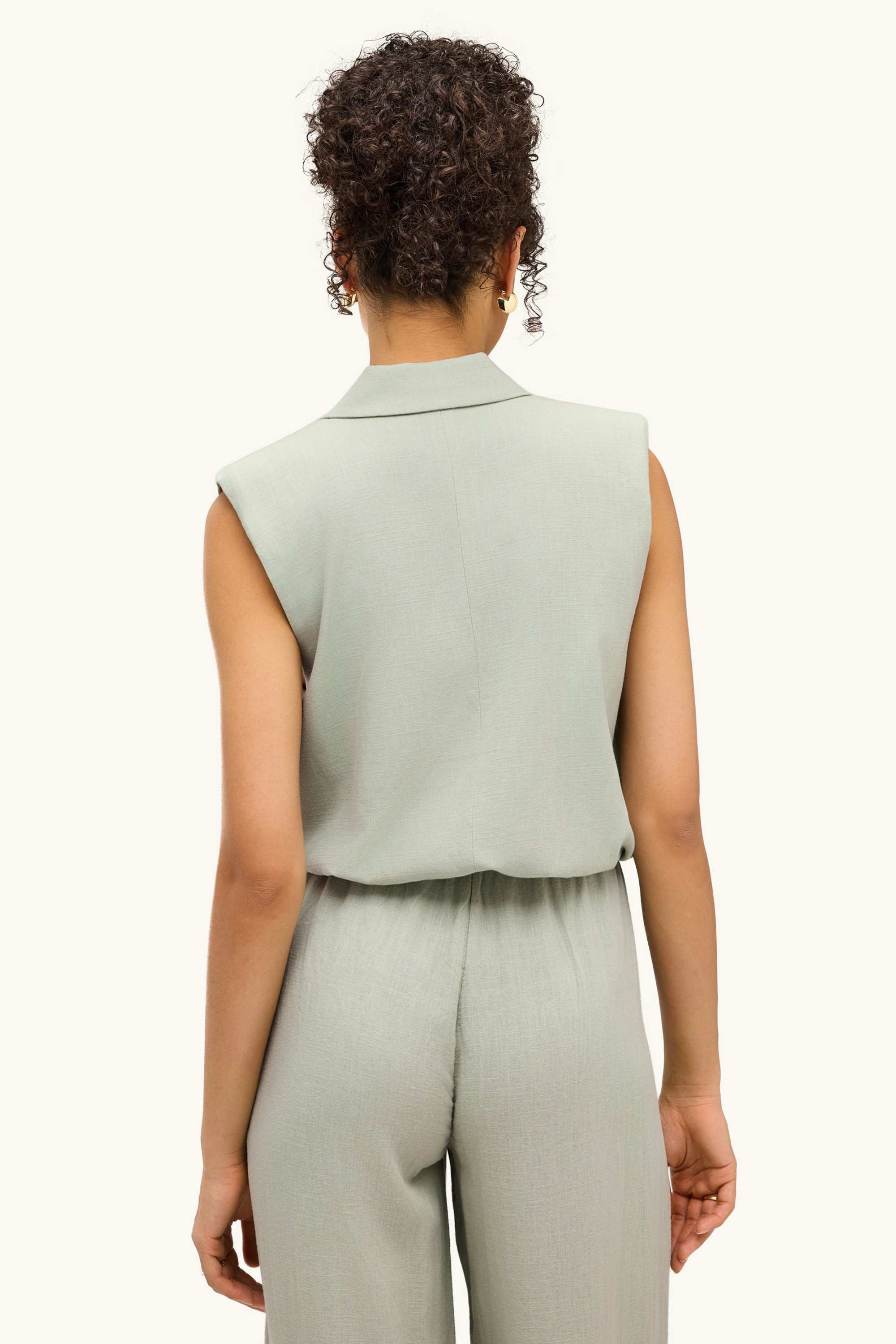 Waistcoat with linen content - fitted light green