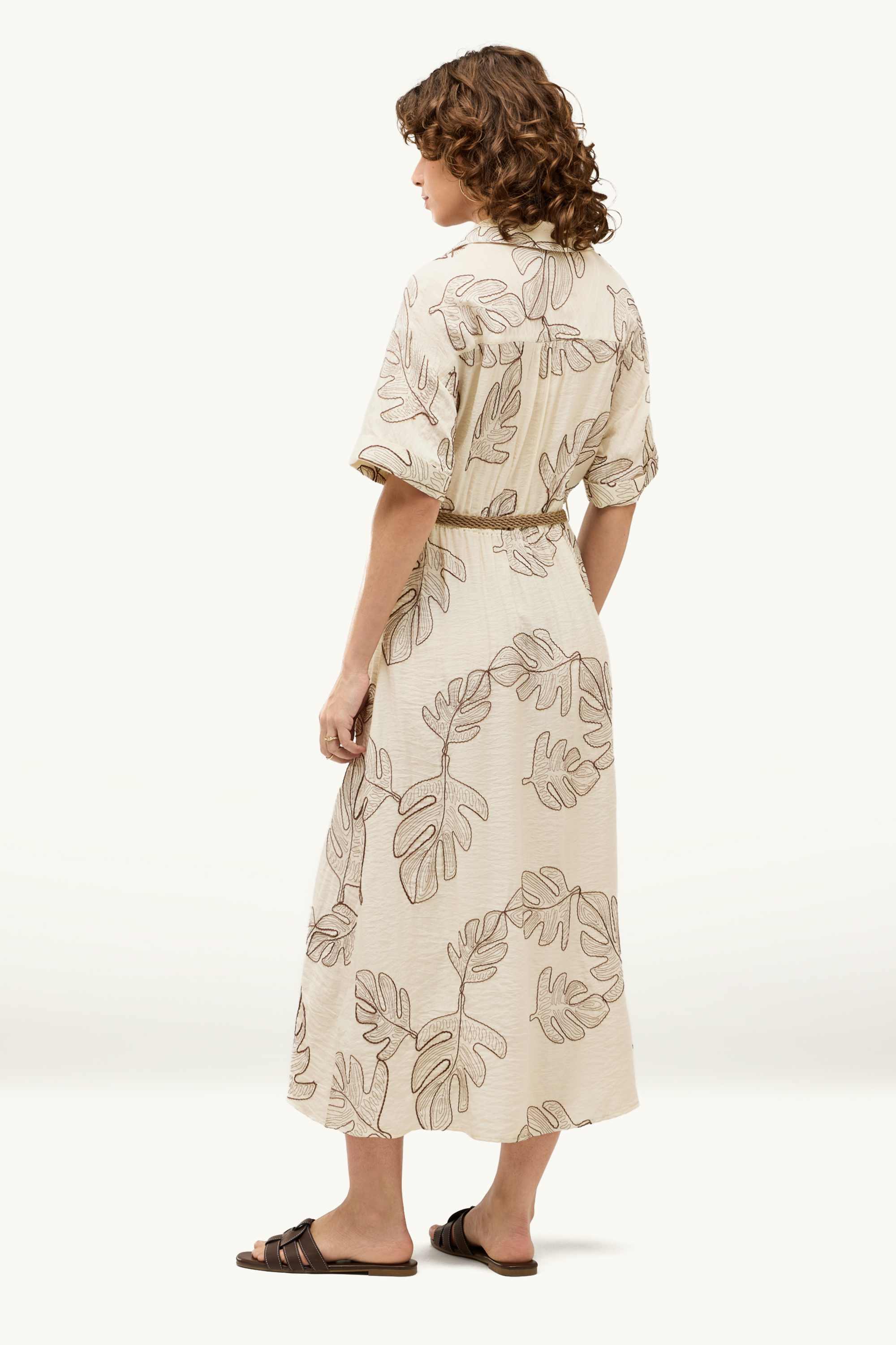 V-neck dress and belt - patterned beige