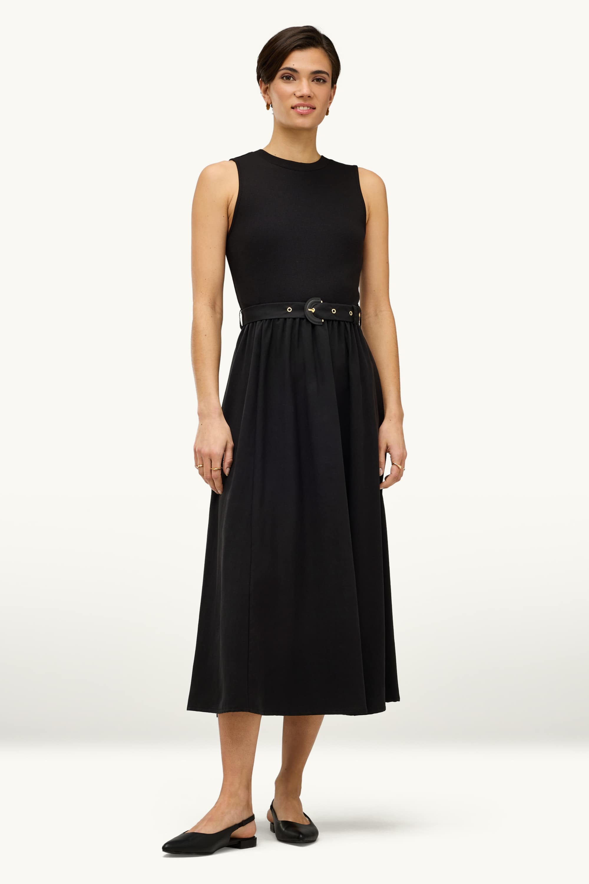 Fit & flare dress with belt black