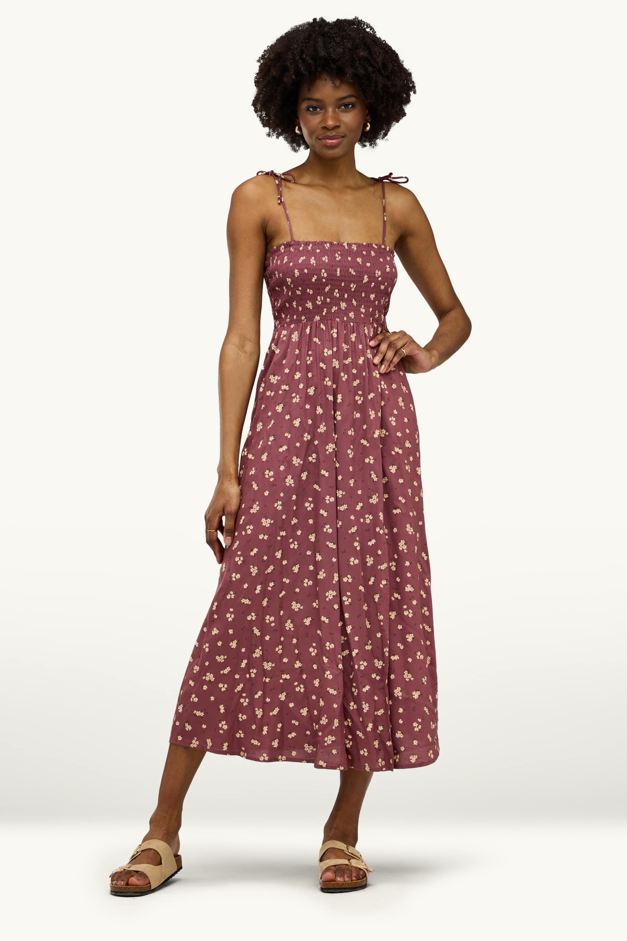 Fit & flare dress - floral - smocked dark red
