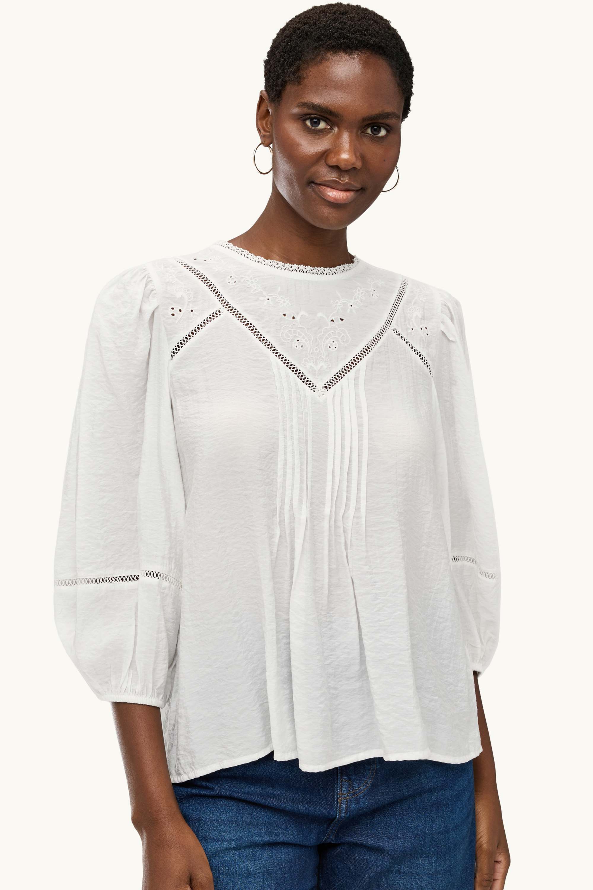 Blouse white