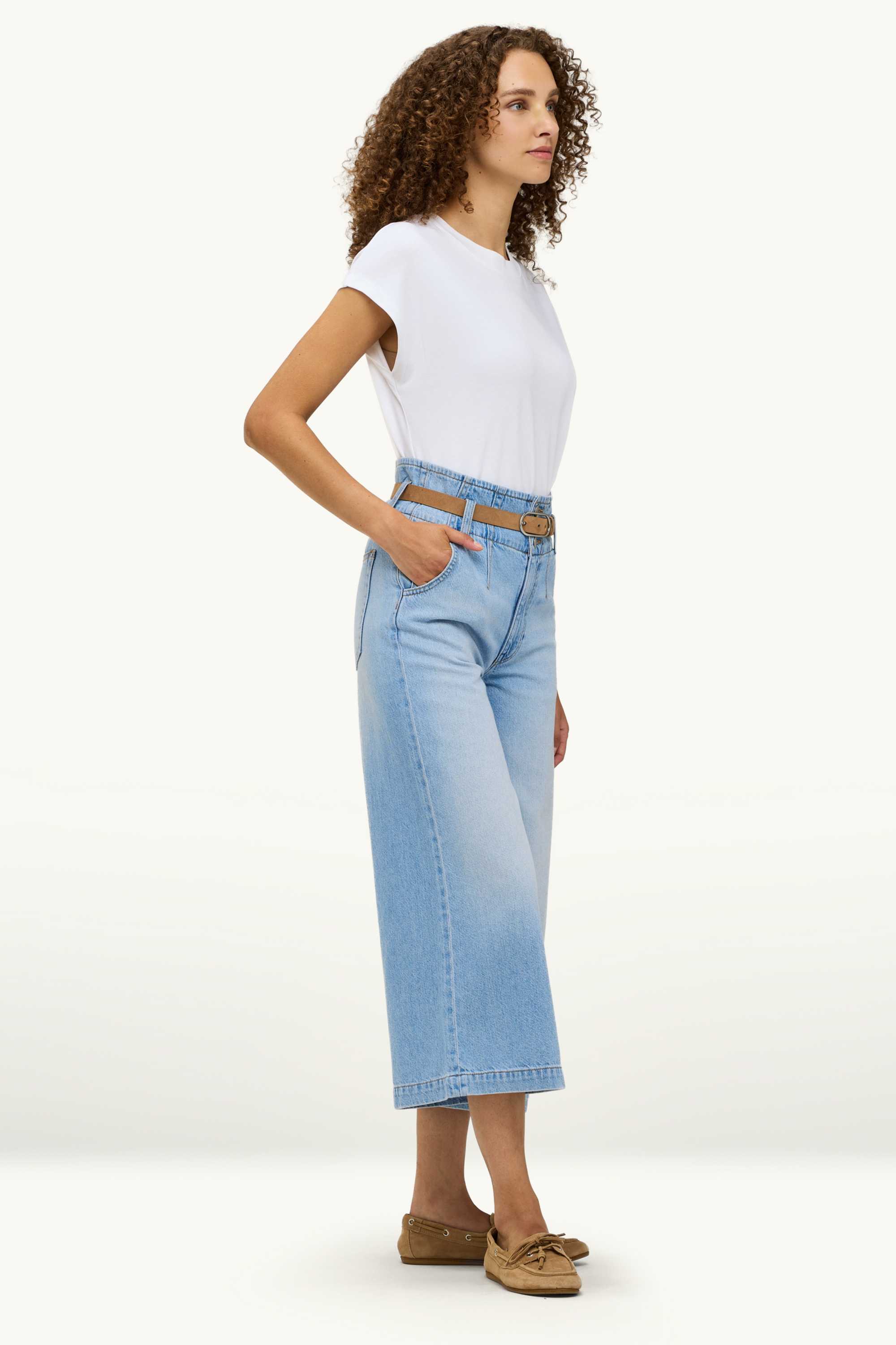 Culotte jeans with belt - high waist blue denim