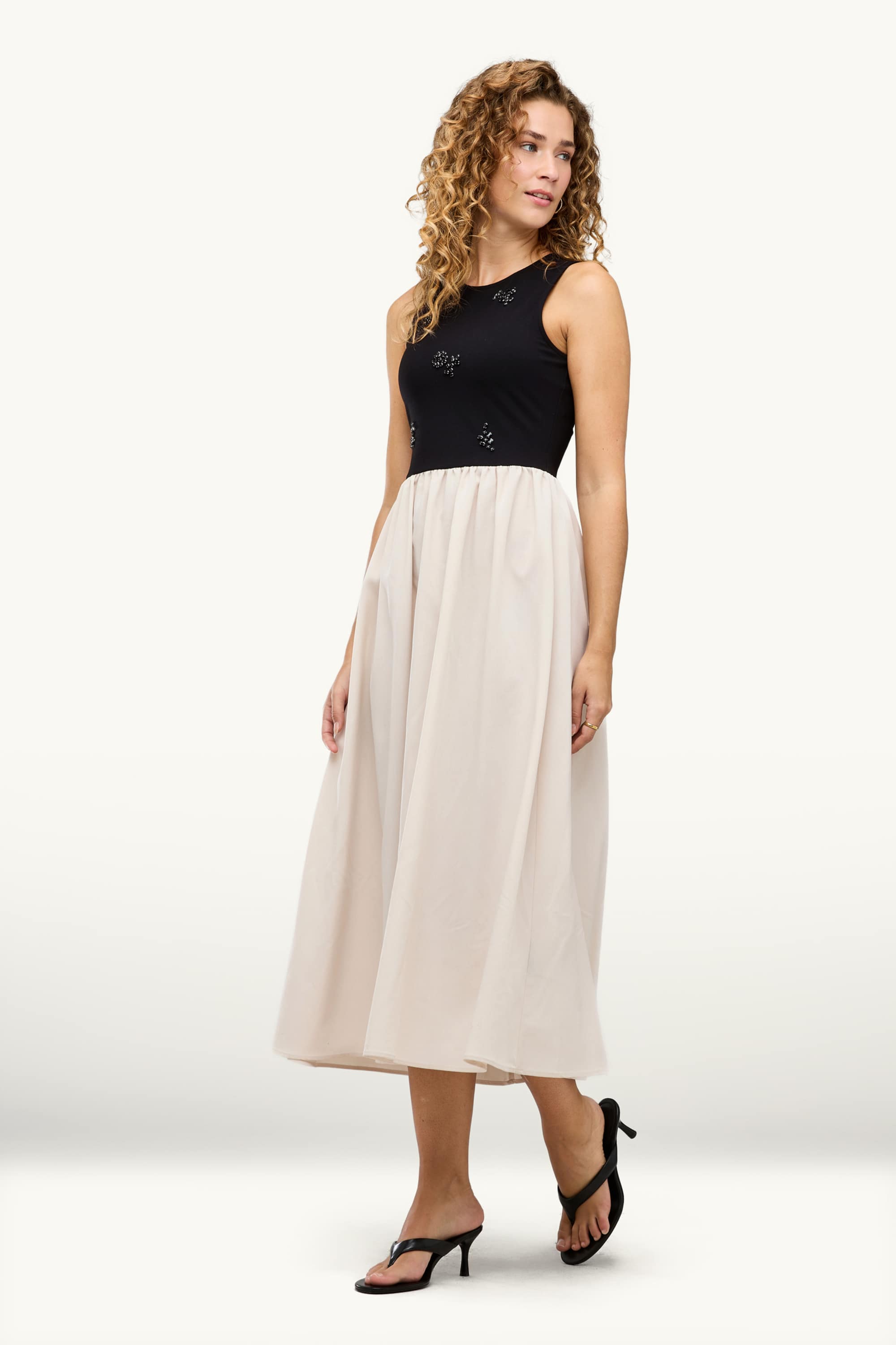 Fit & flare dress with rhinestones black / beige