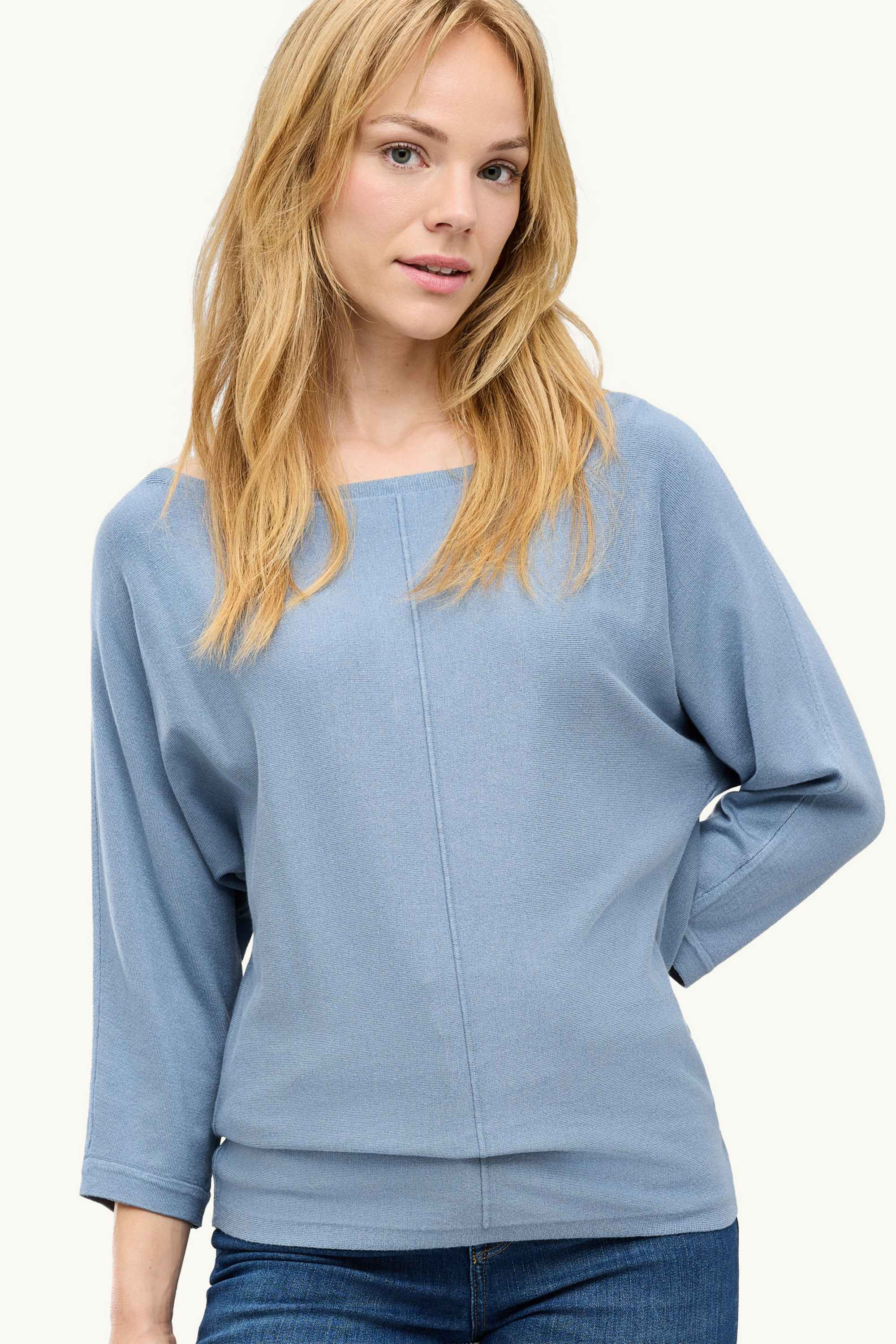 Fine knit jumper light blue