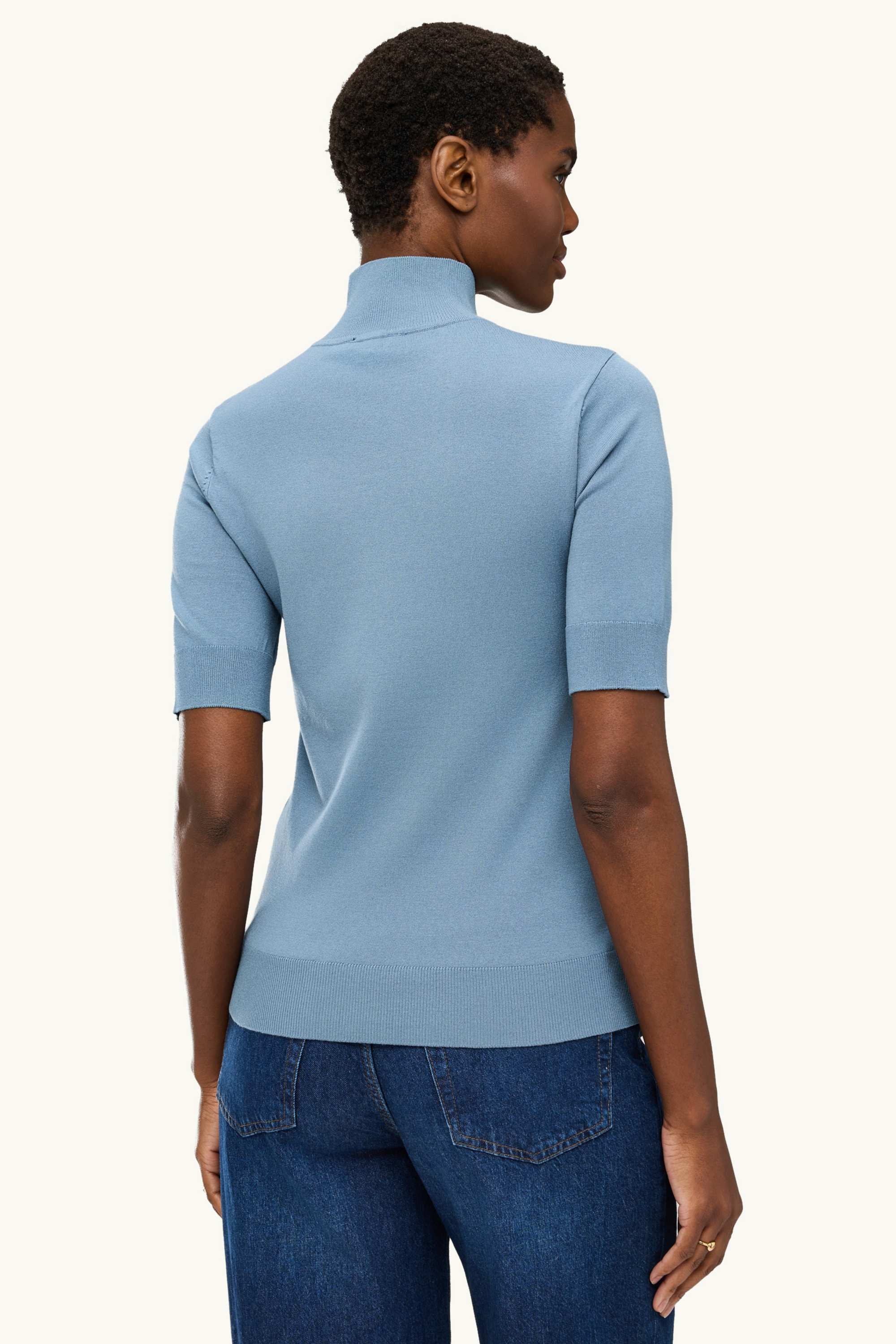 Knitted jumper - short sleeve blue