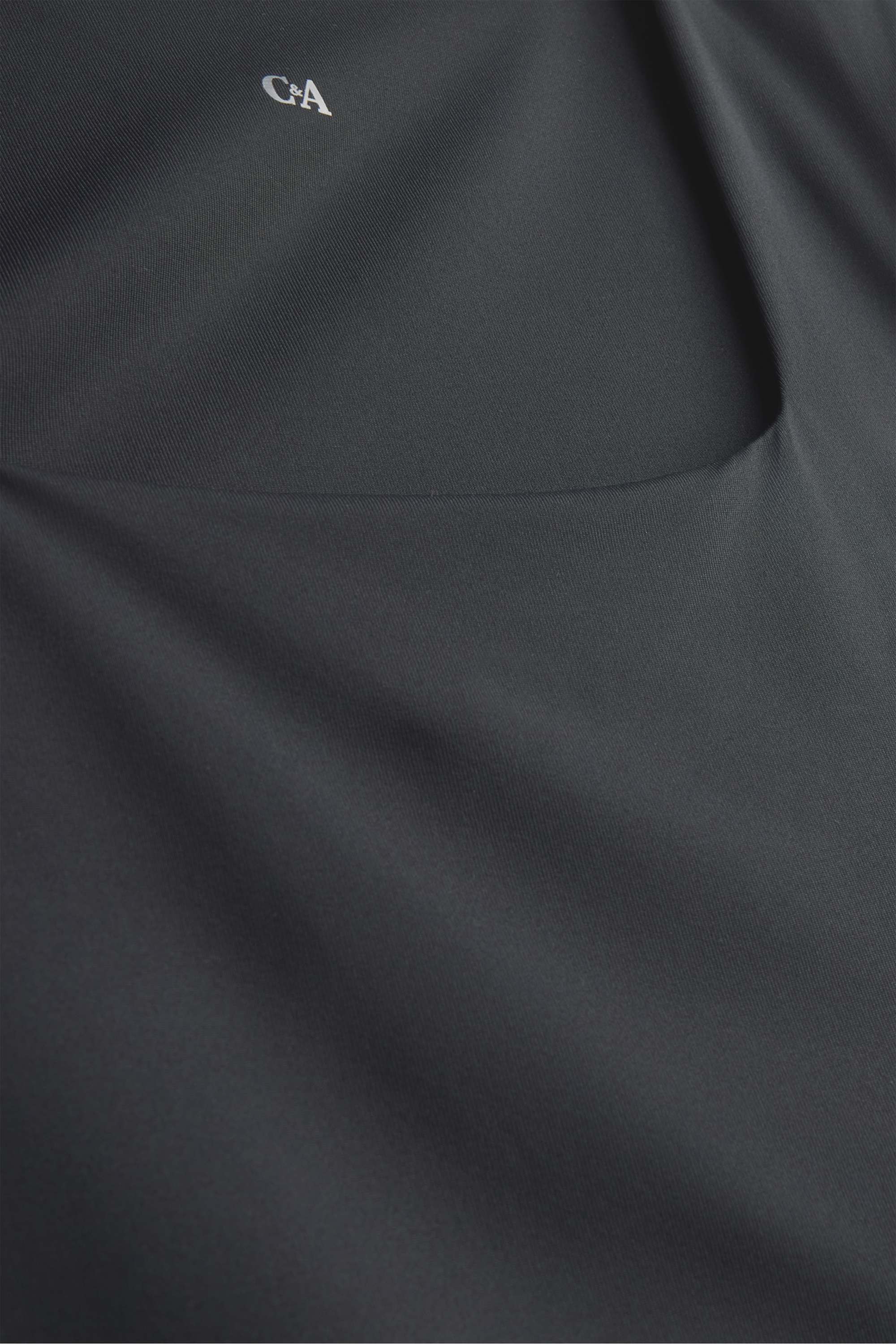 Top black
