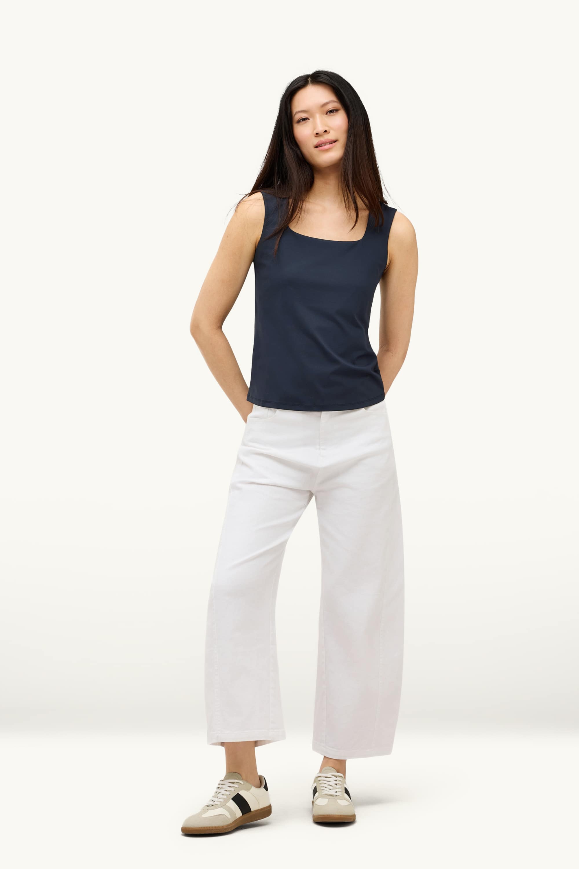 Top dark blue