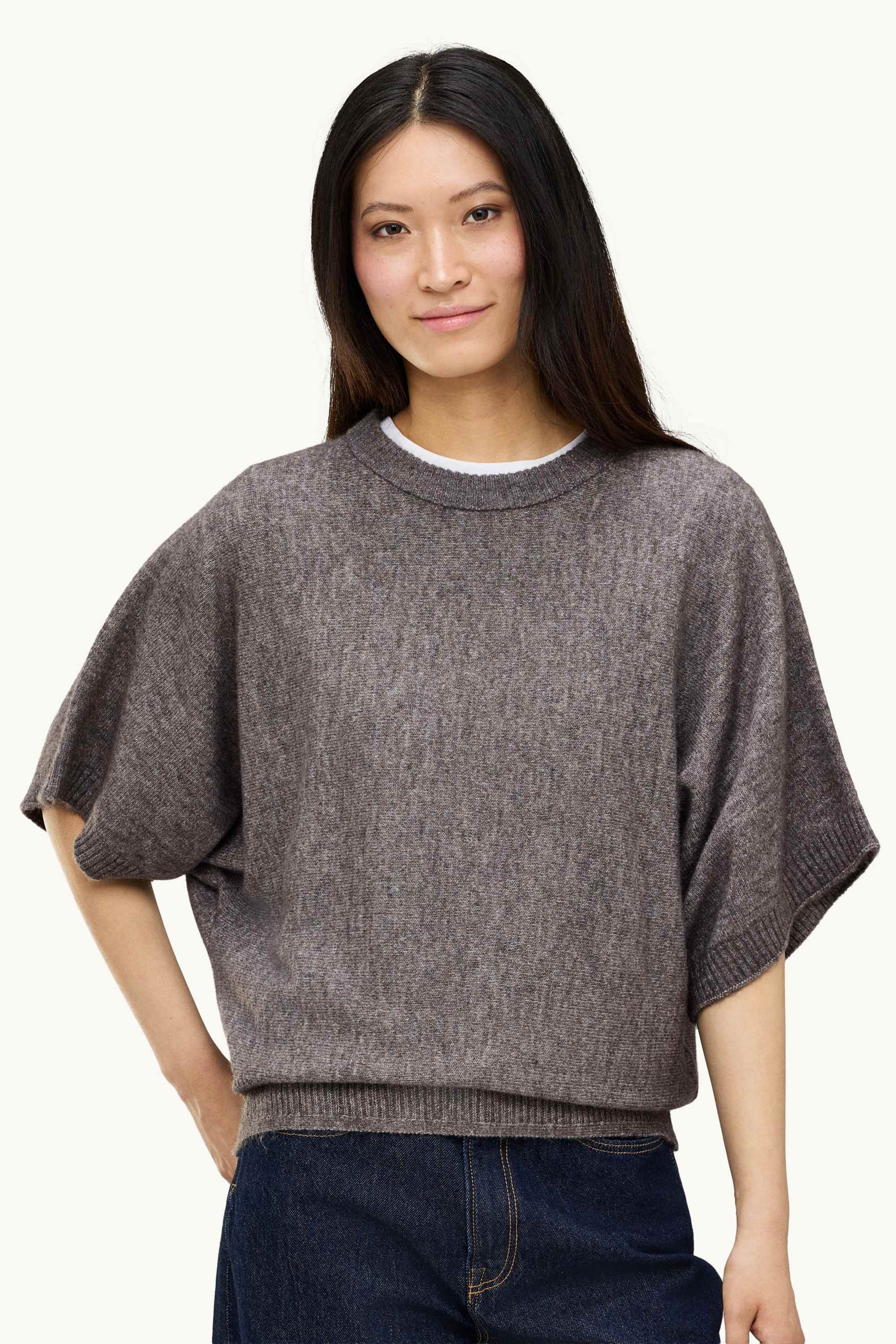 Knitted jumper - short sleeve gray