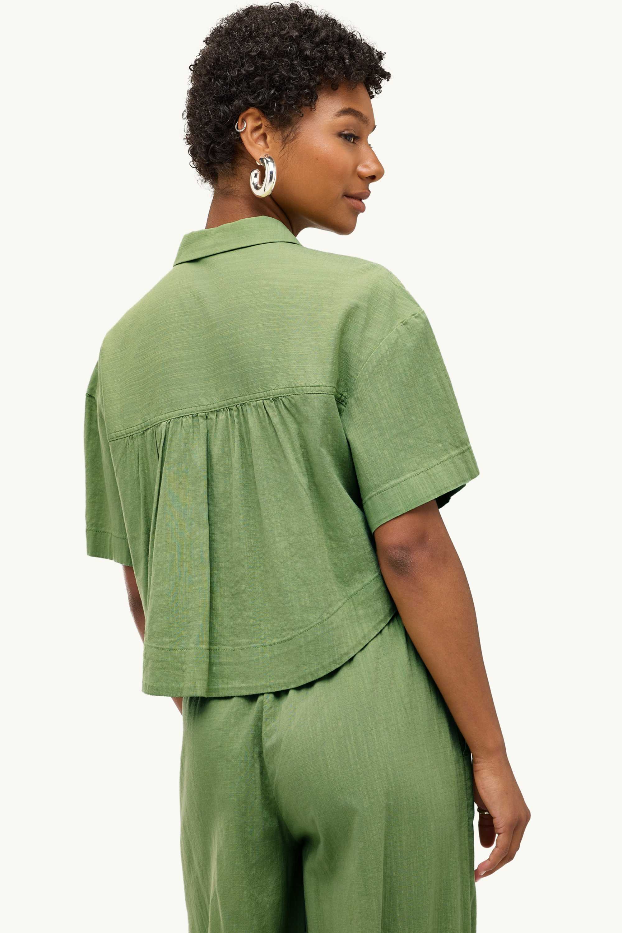 Blouse green