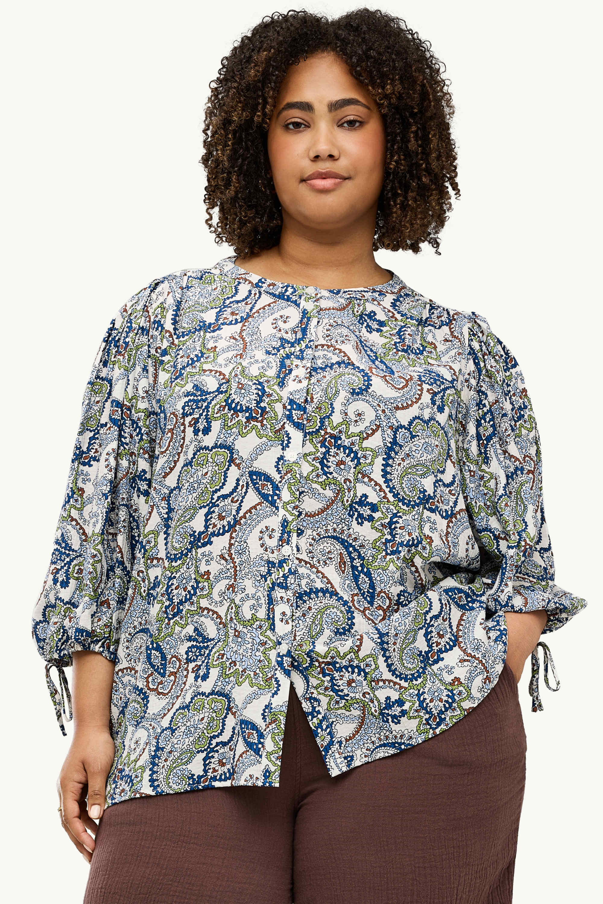 Blouse - patterned blue / white