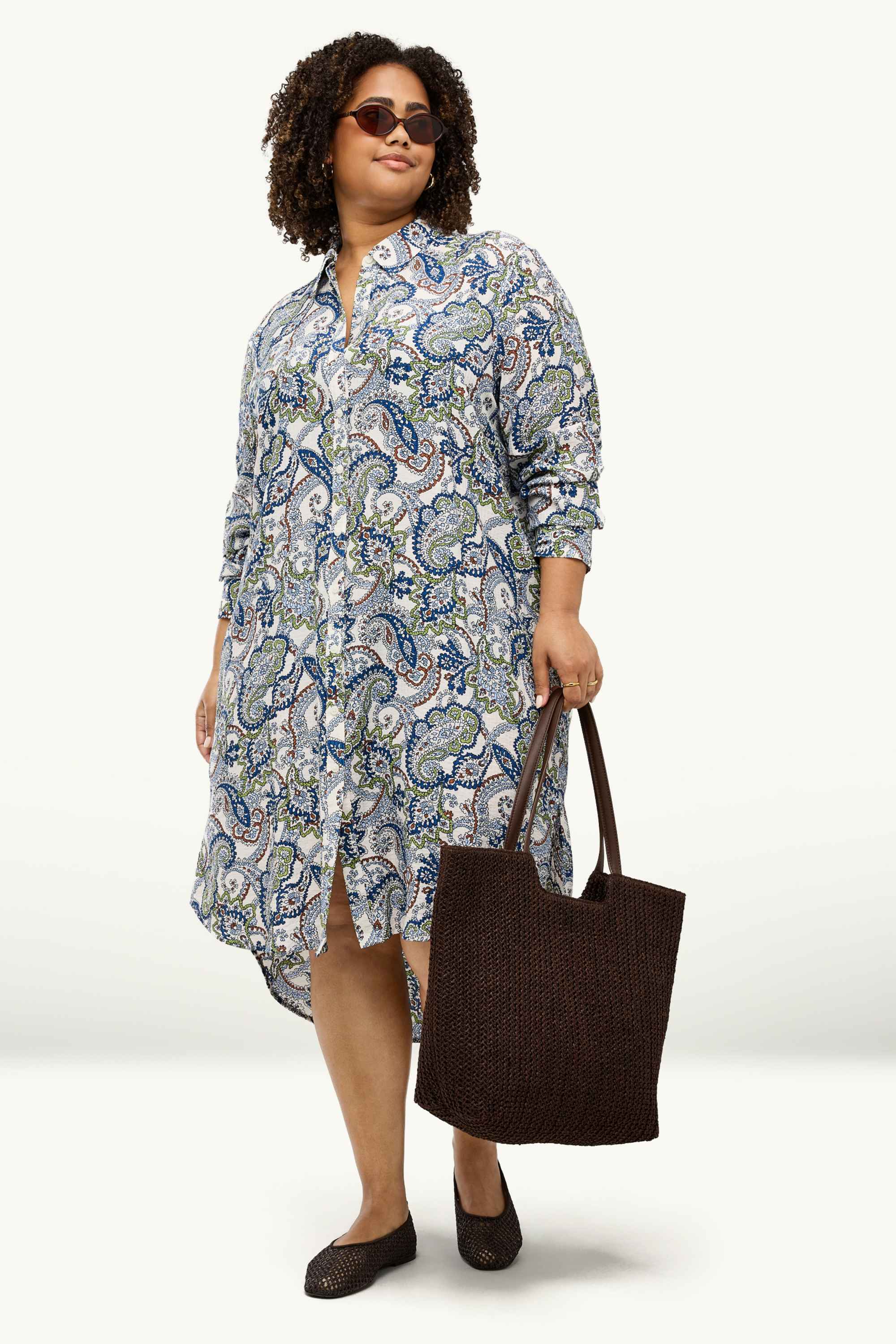 A-line dress - patterned blue / white