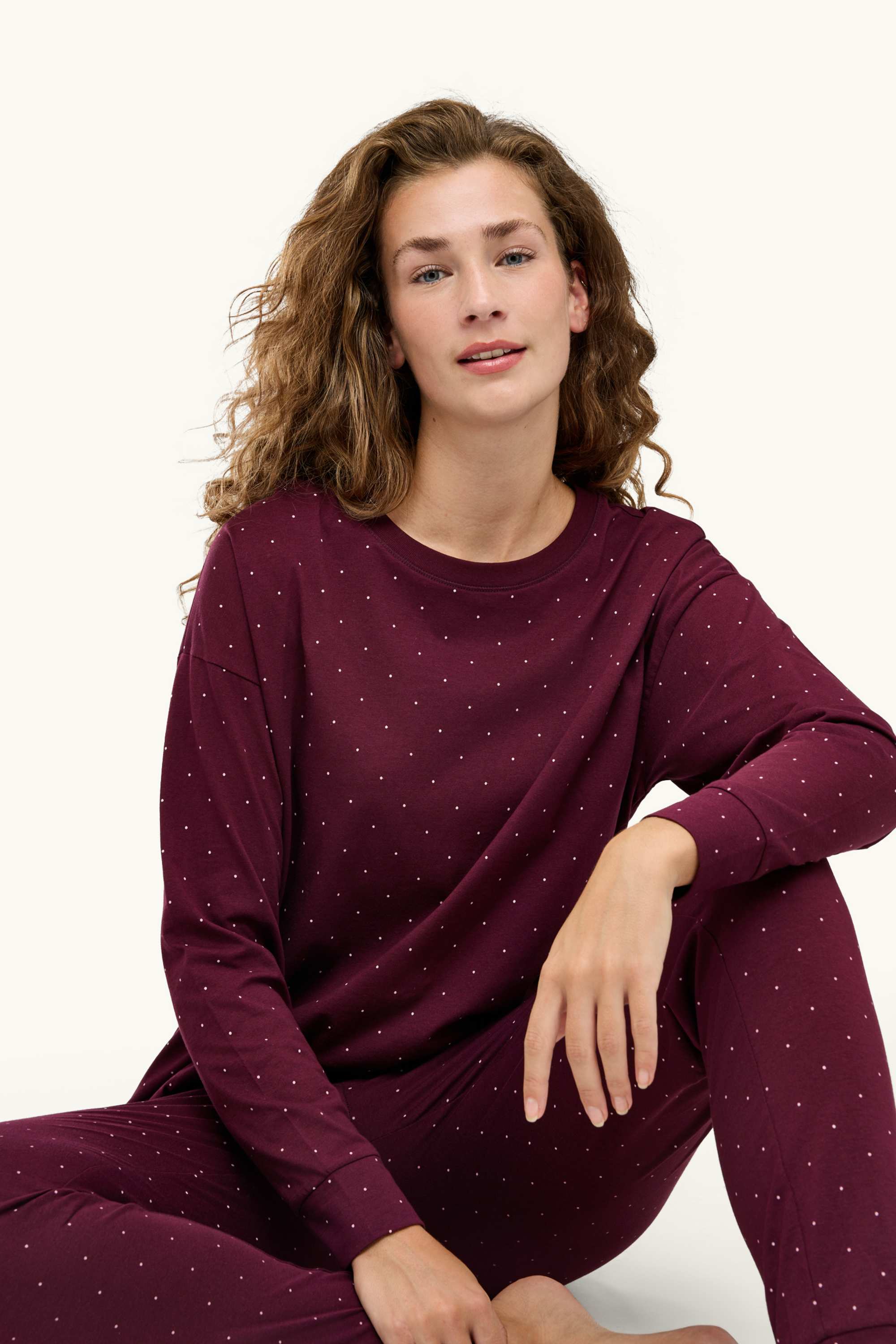 Pyjamas - polka dot dark red