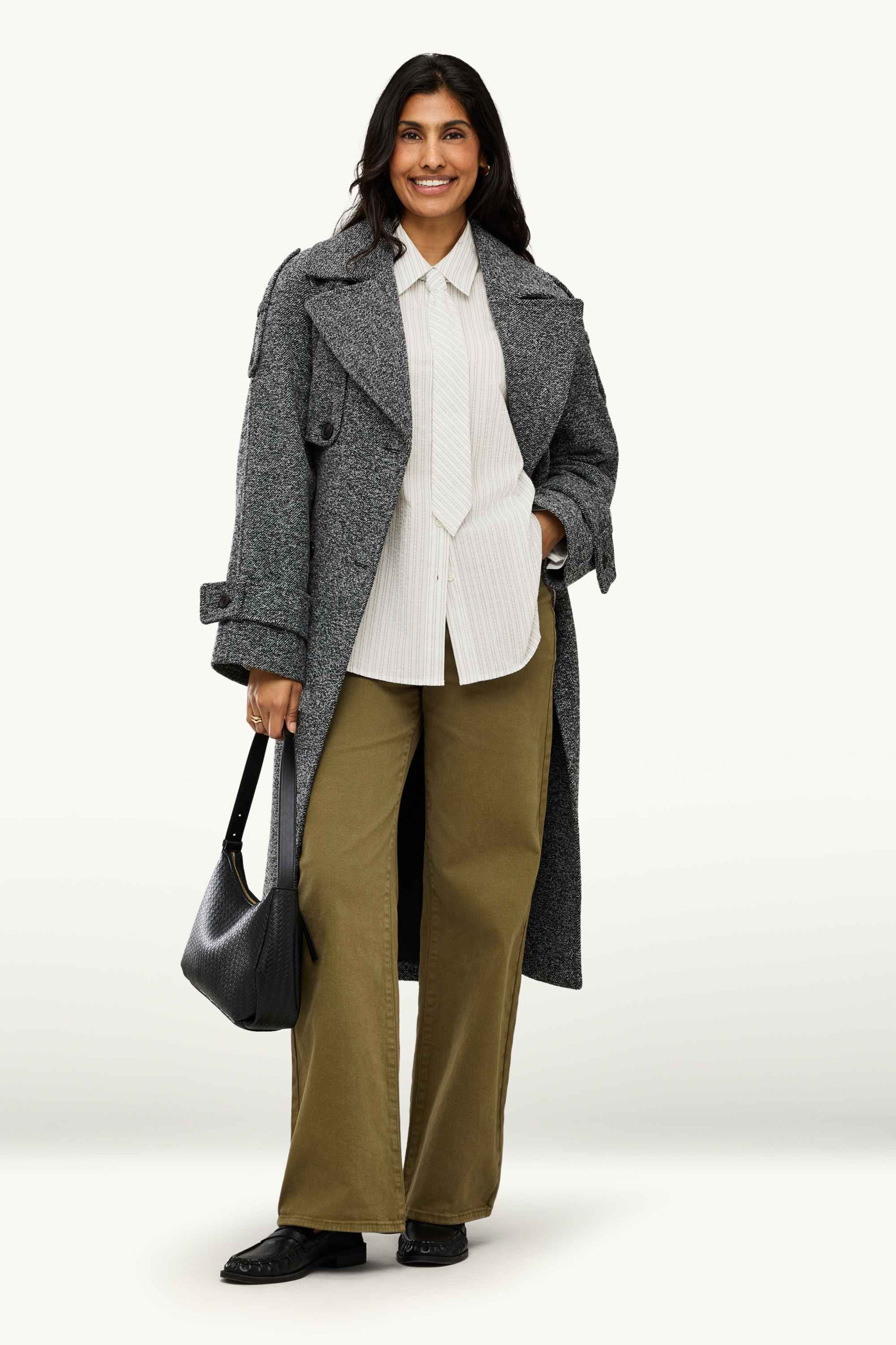 Set - shirt blouse and tie - 2 piece - striped creme