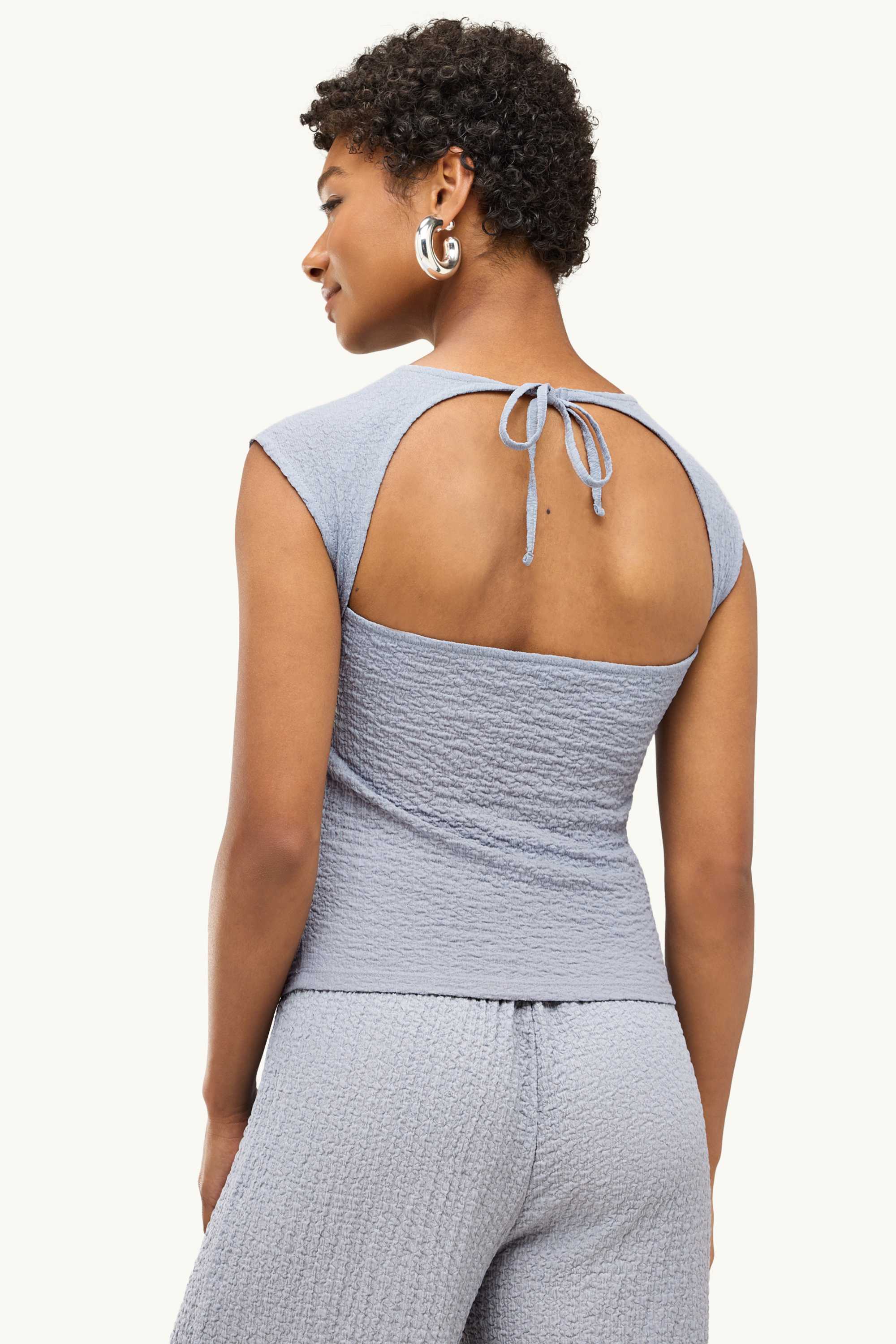Top - textured gray