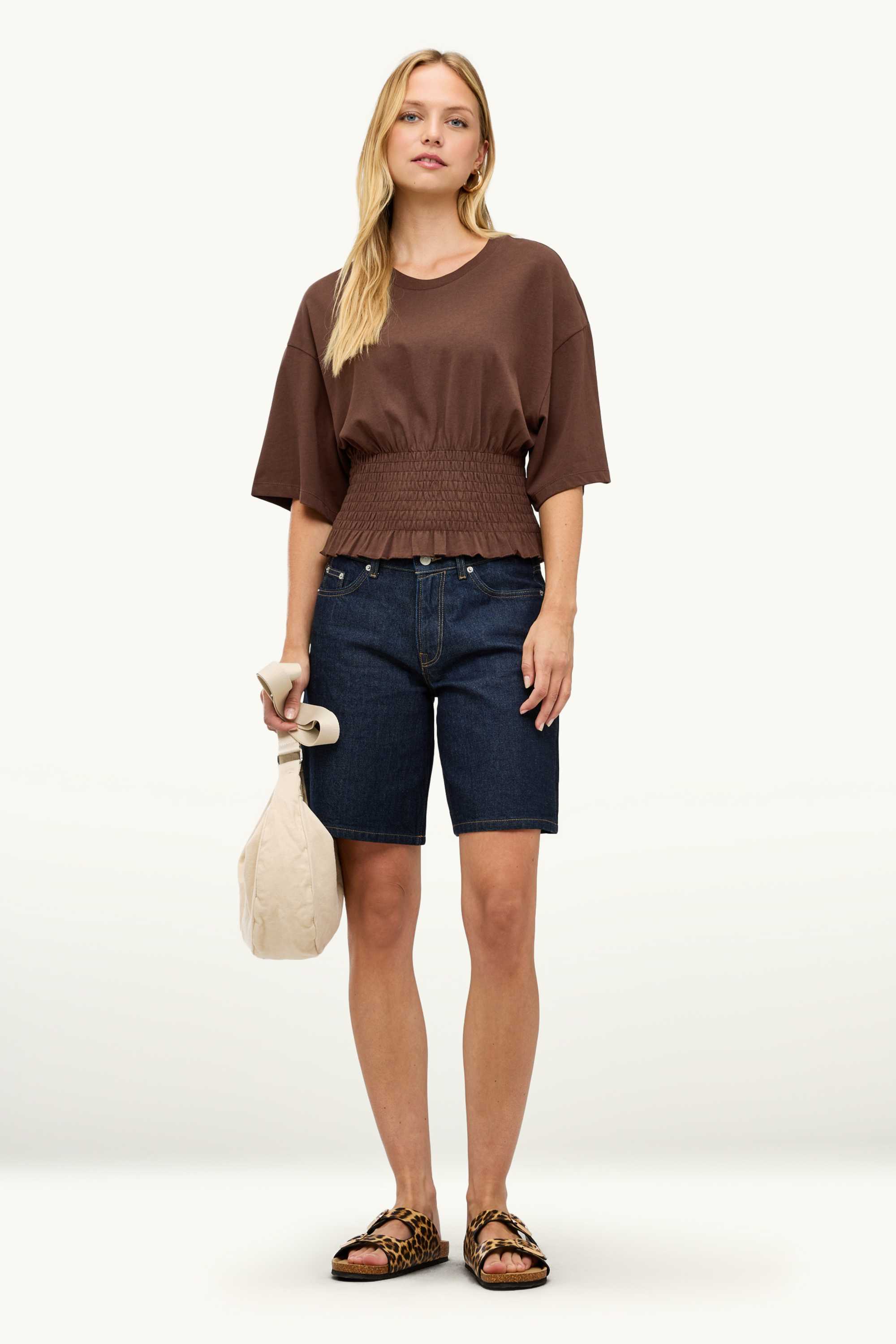 T-shirt - slim fit - smocked brown