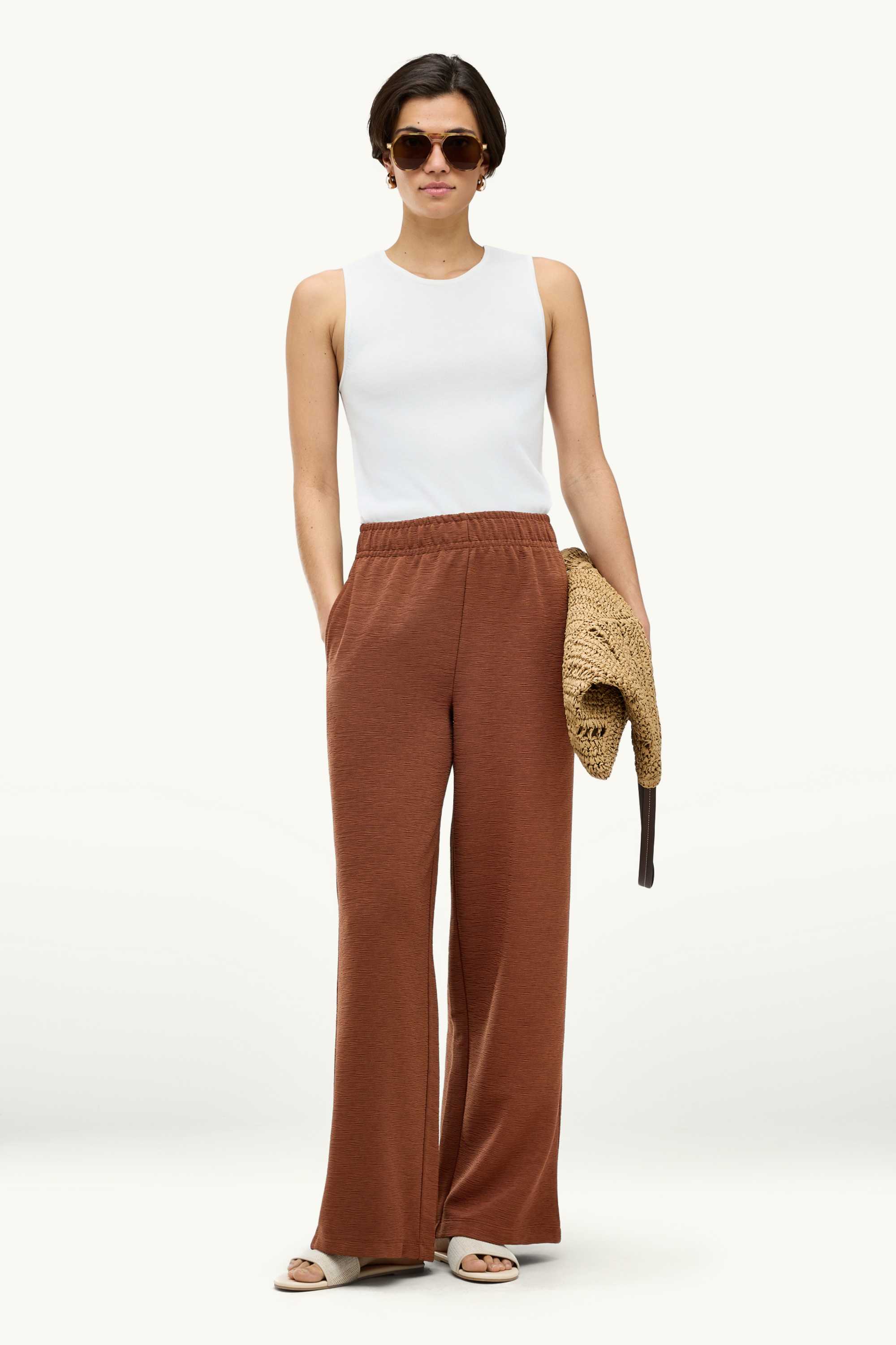 Joggers - ribbed white
