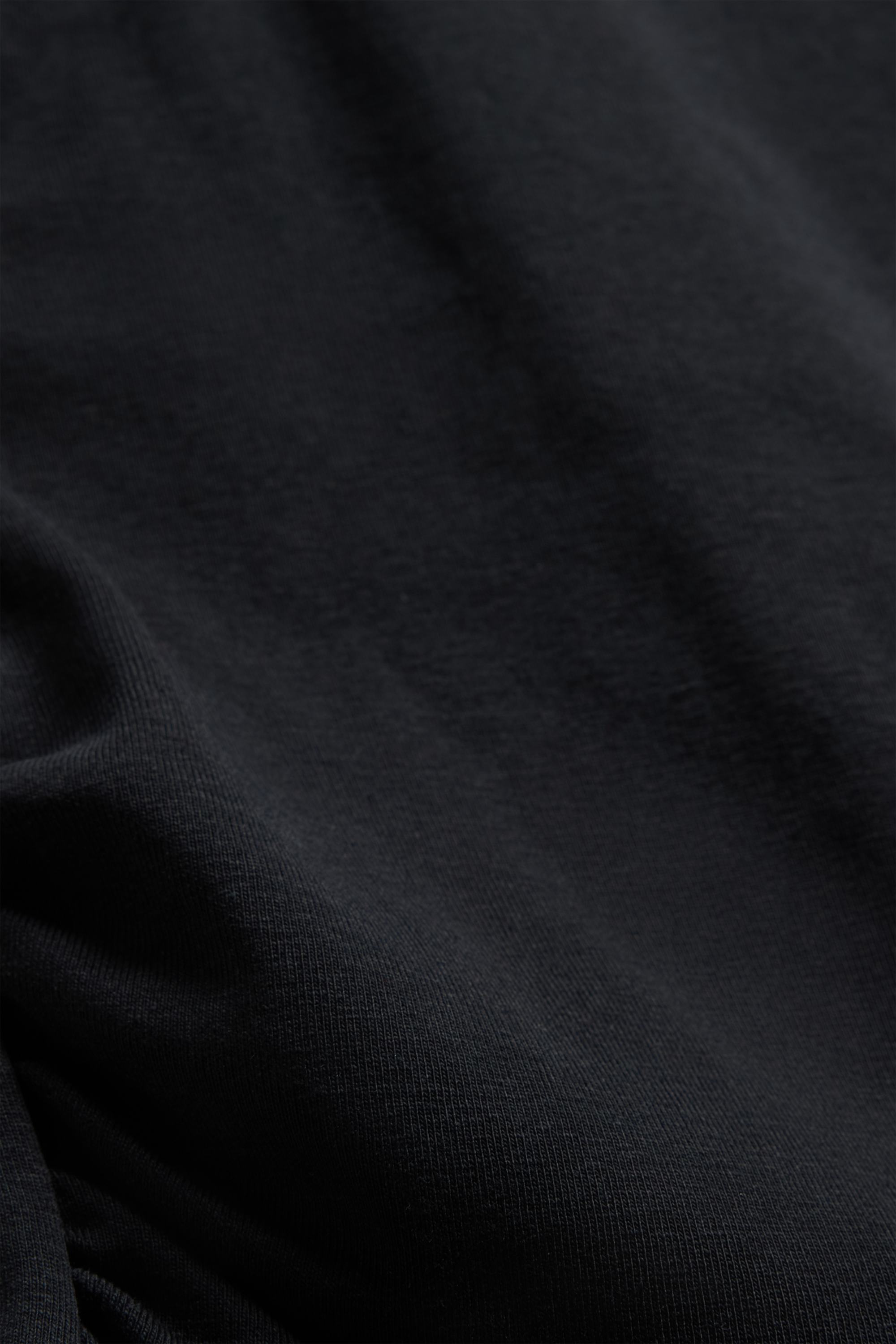 Top black