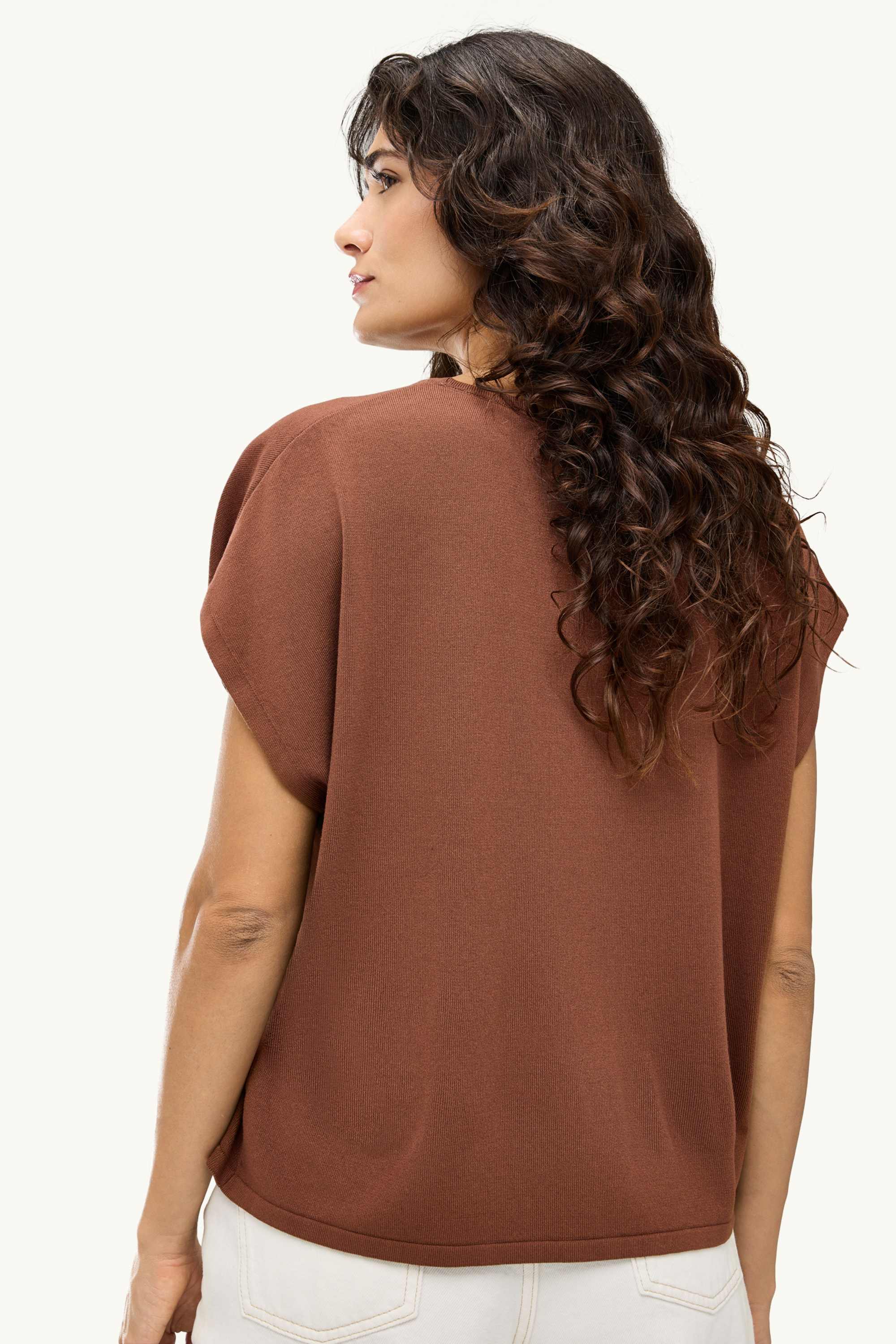 Knitted jumper - short sleeve light brown