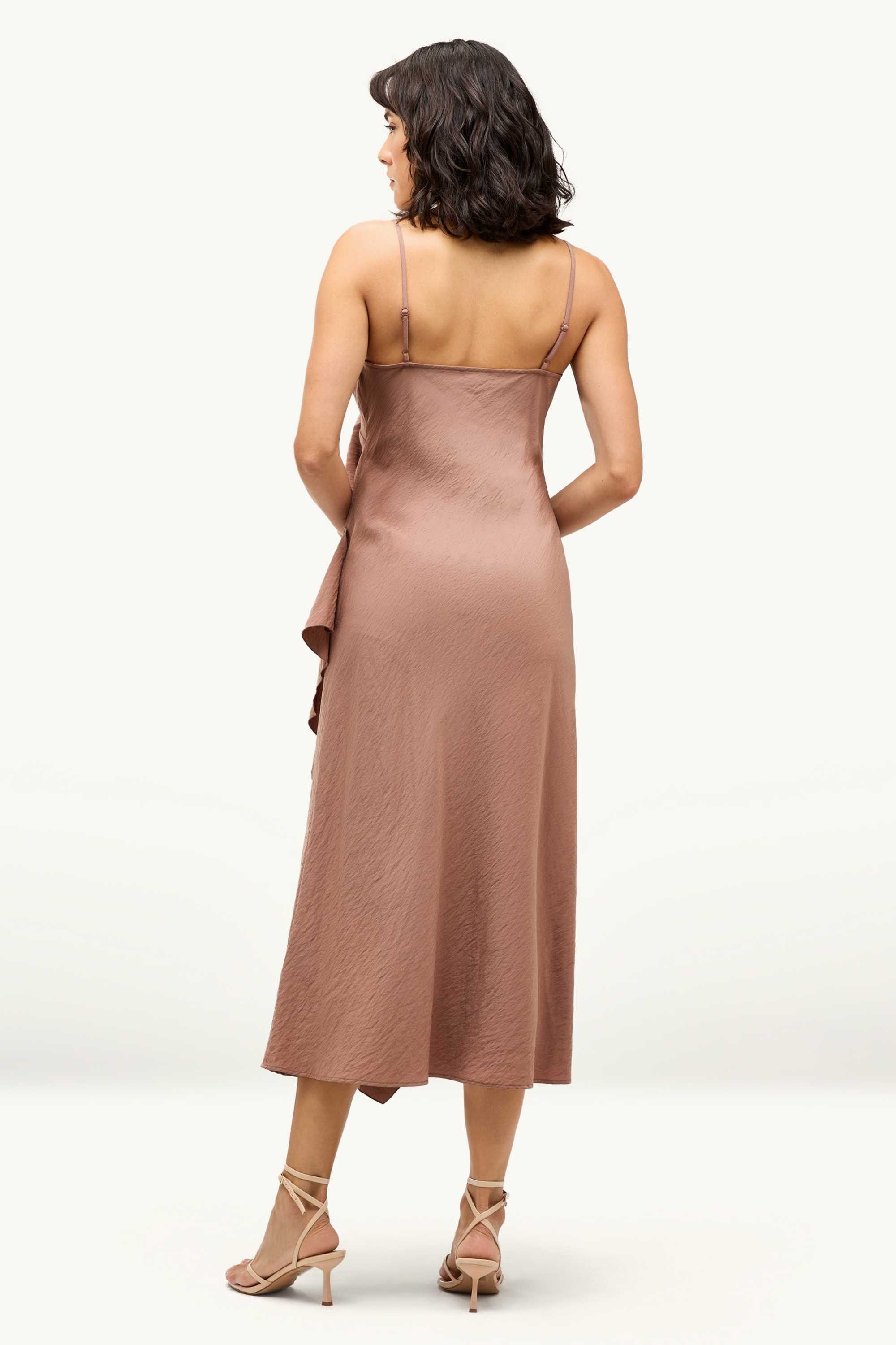 Fit & flare V-neck dress light brown