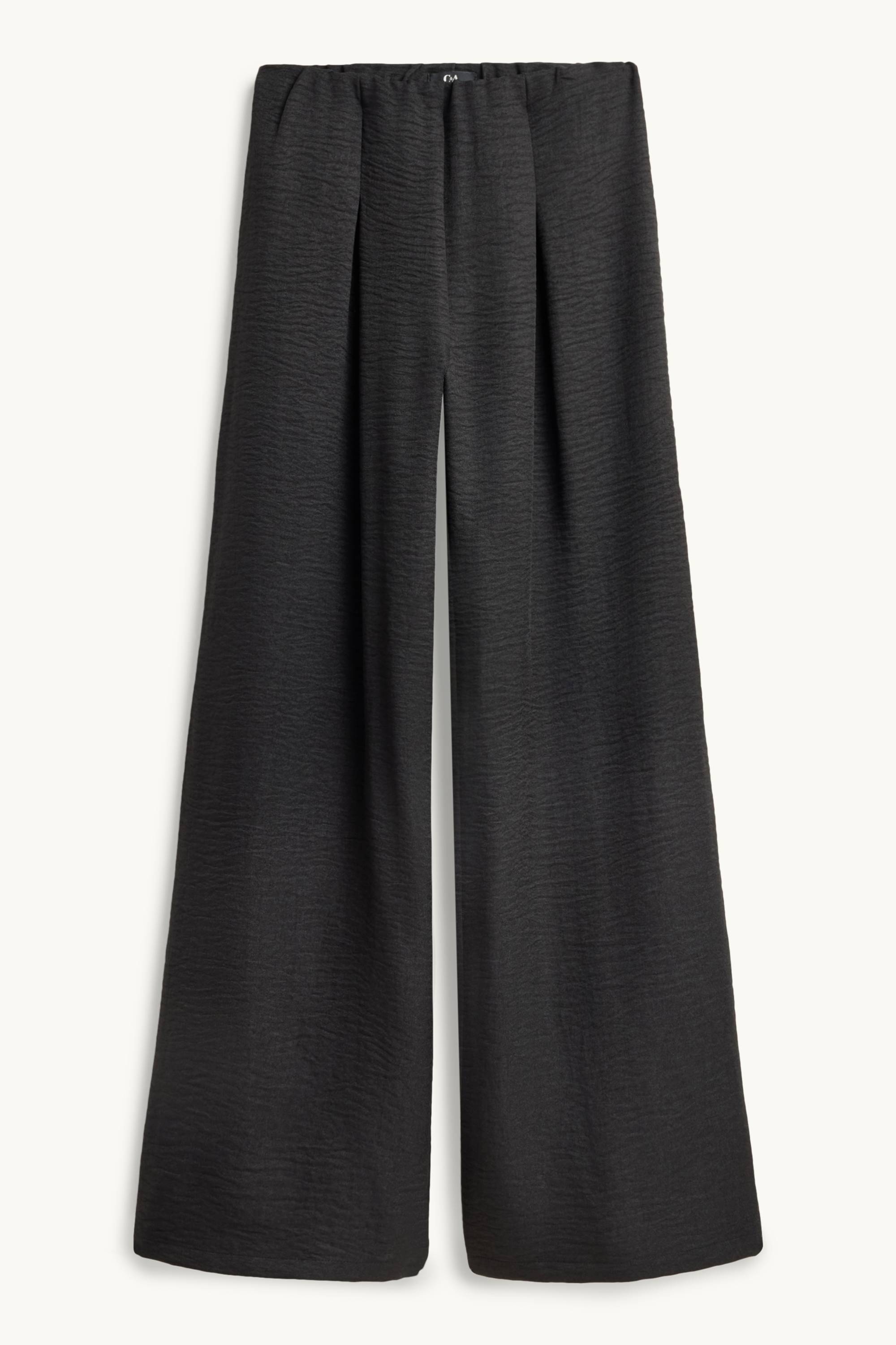Cloth trousers - mid-rise waist - wide leg black