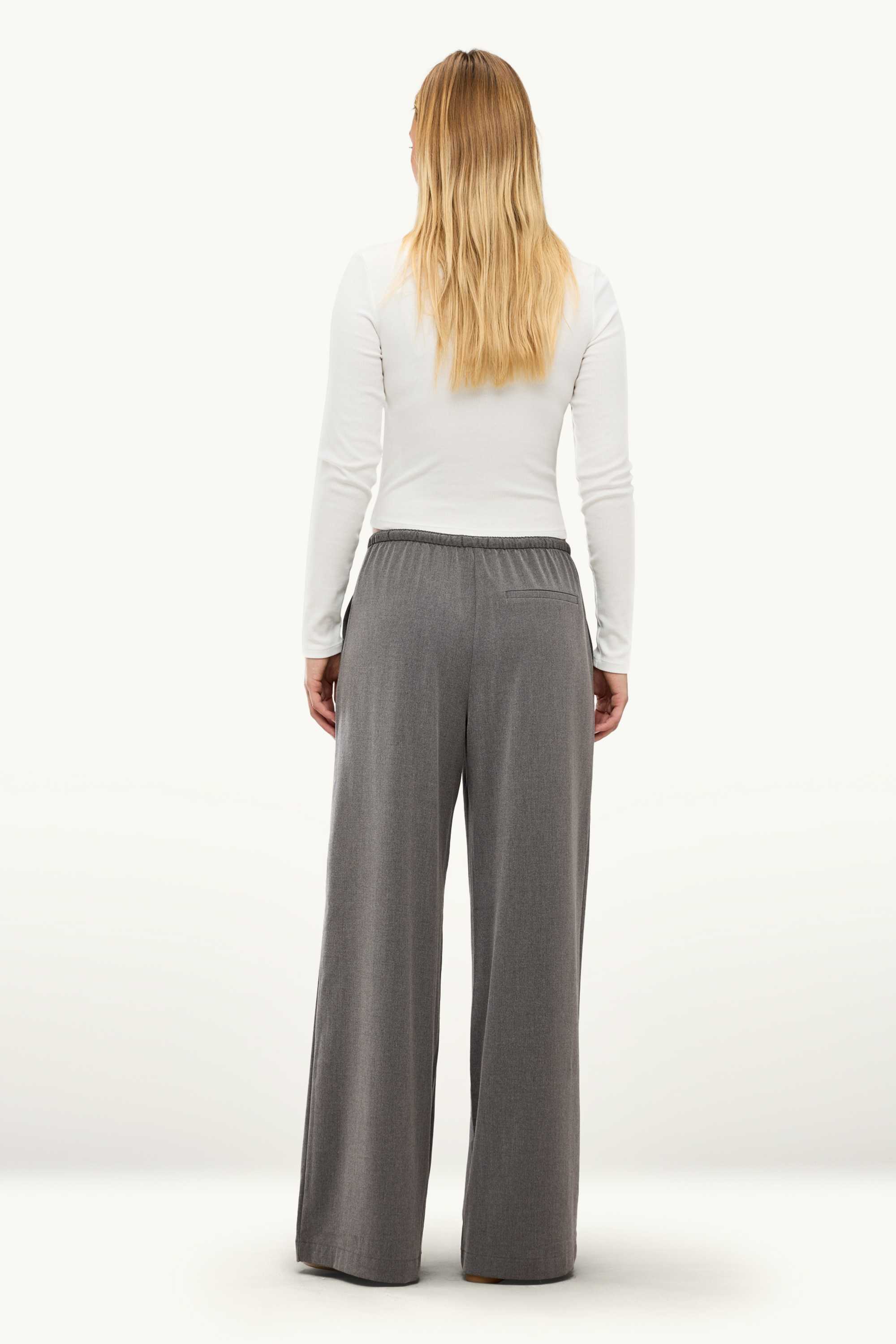 Cloth trousers - mid-rise waist - wide leg gray