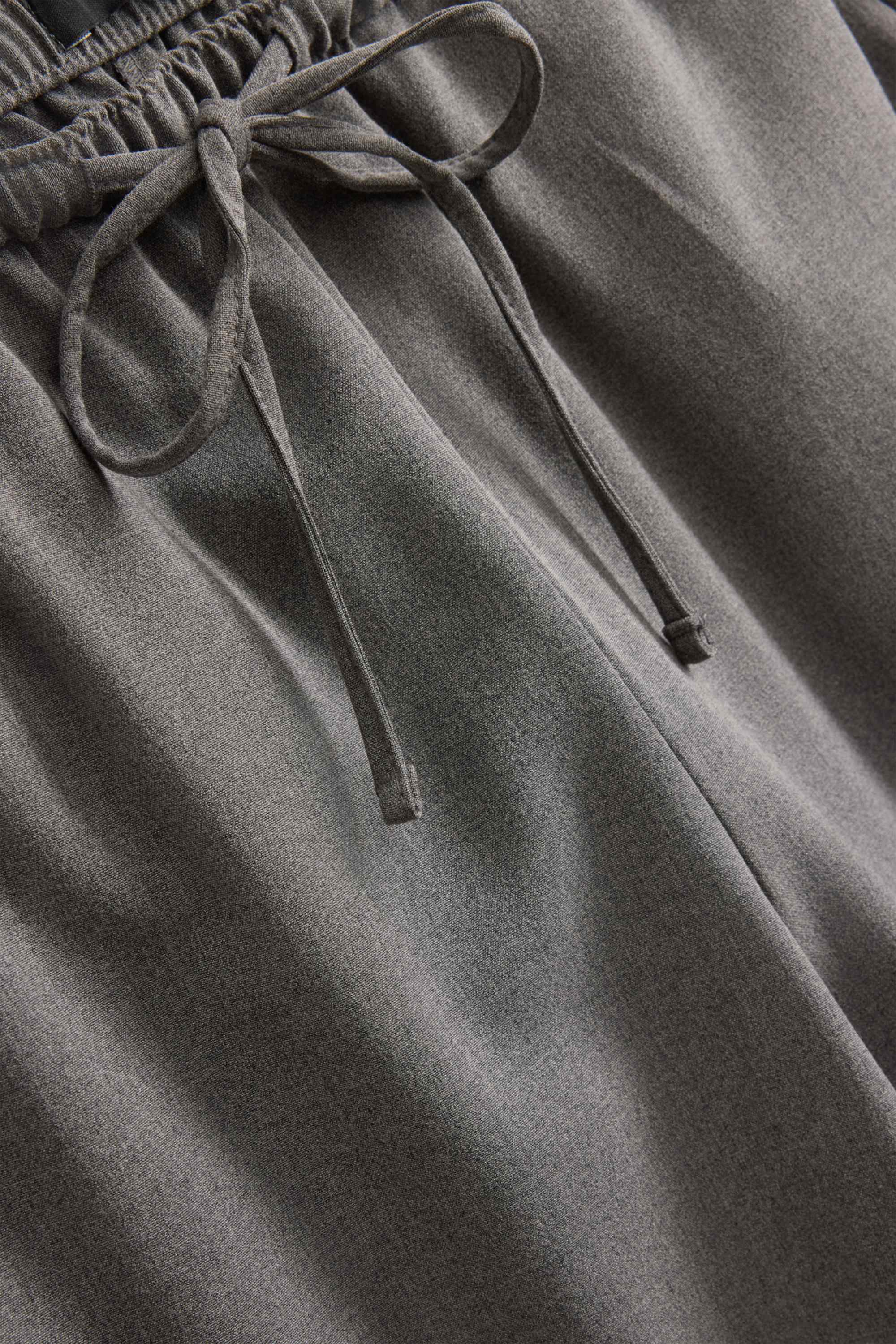 Cloth trousers - mid-rise waist - wide leg gray