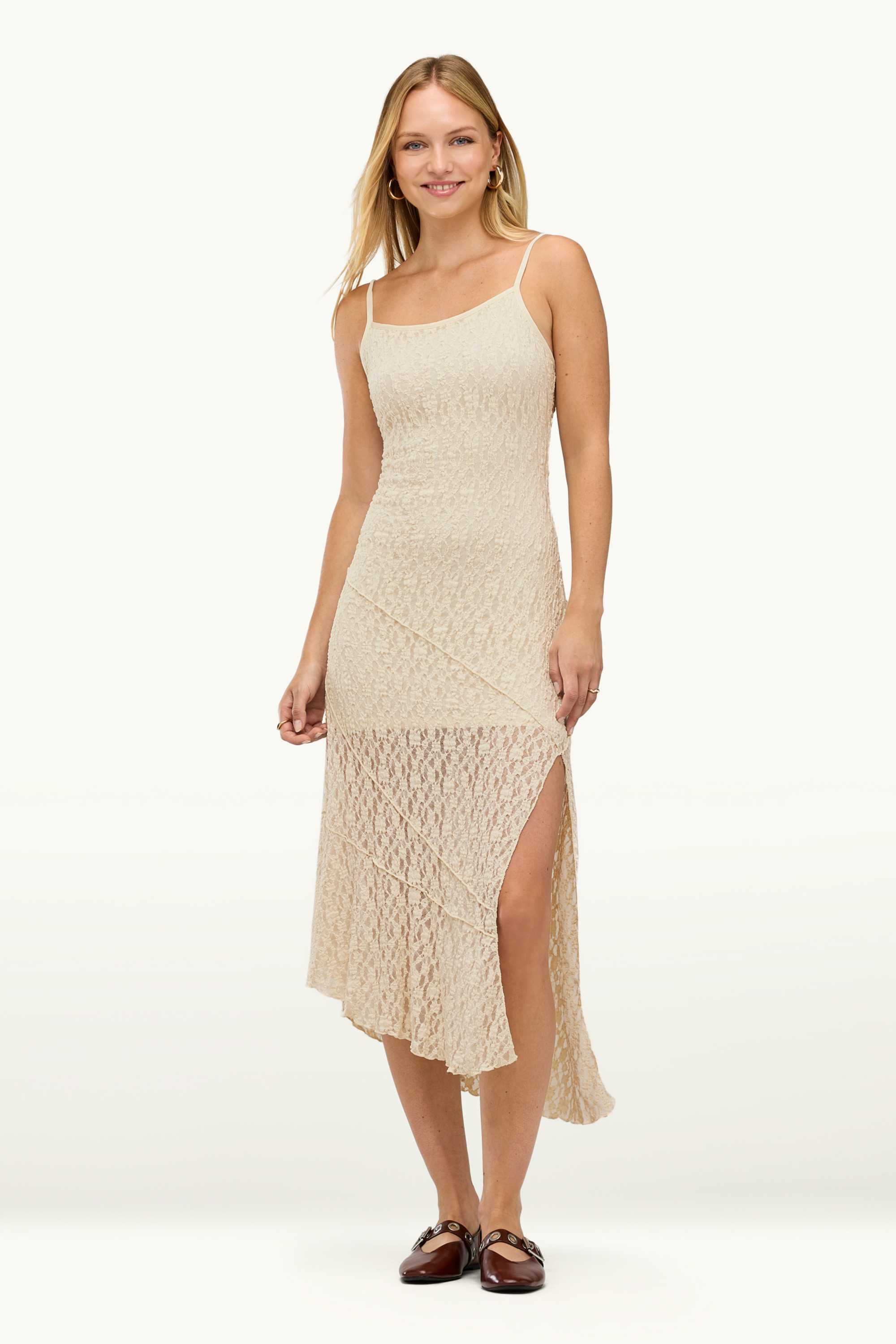 Lace dress cremewhite
