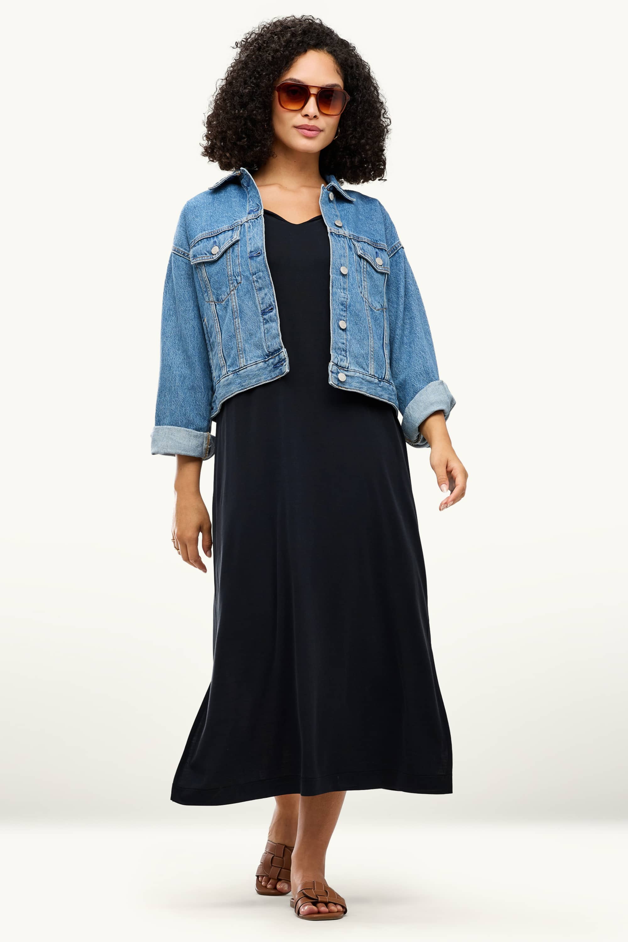 V-neck dress - straight fit black