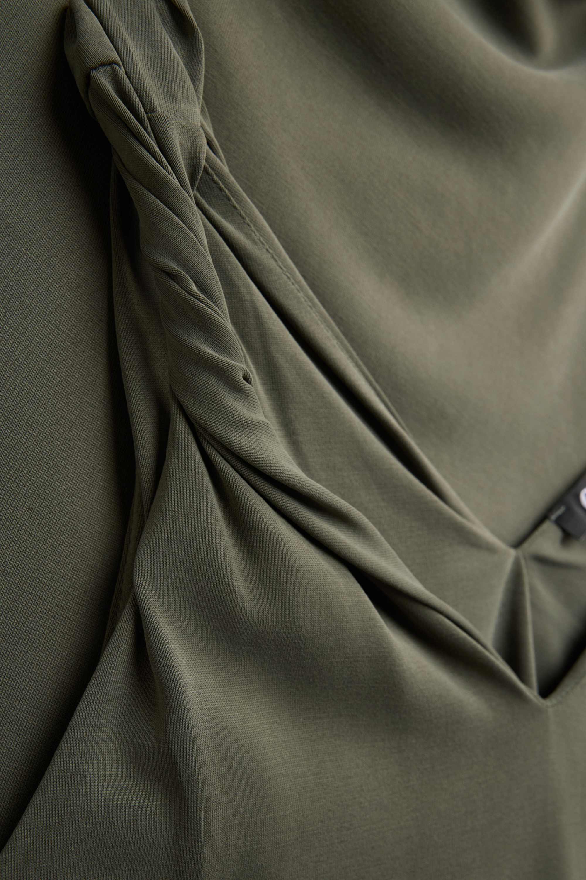 V-neck dress - straight fit khaki