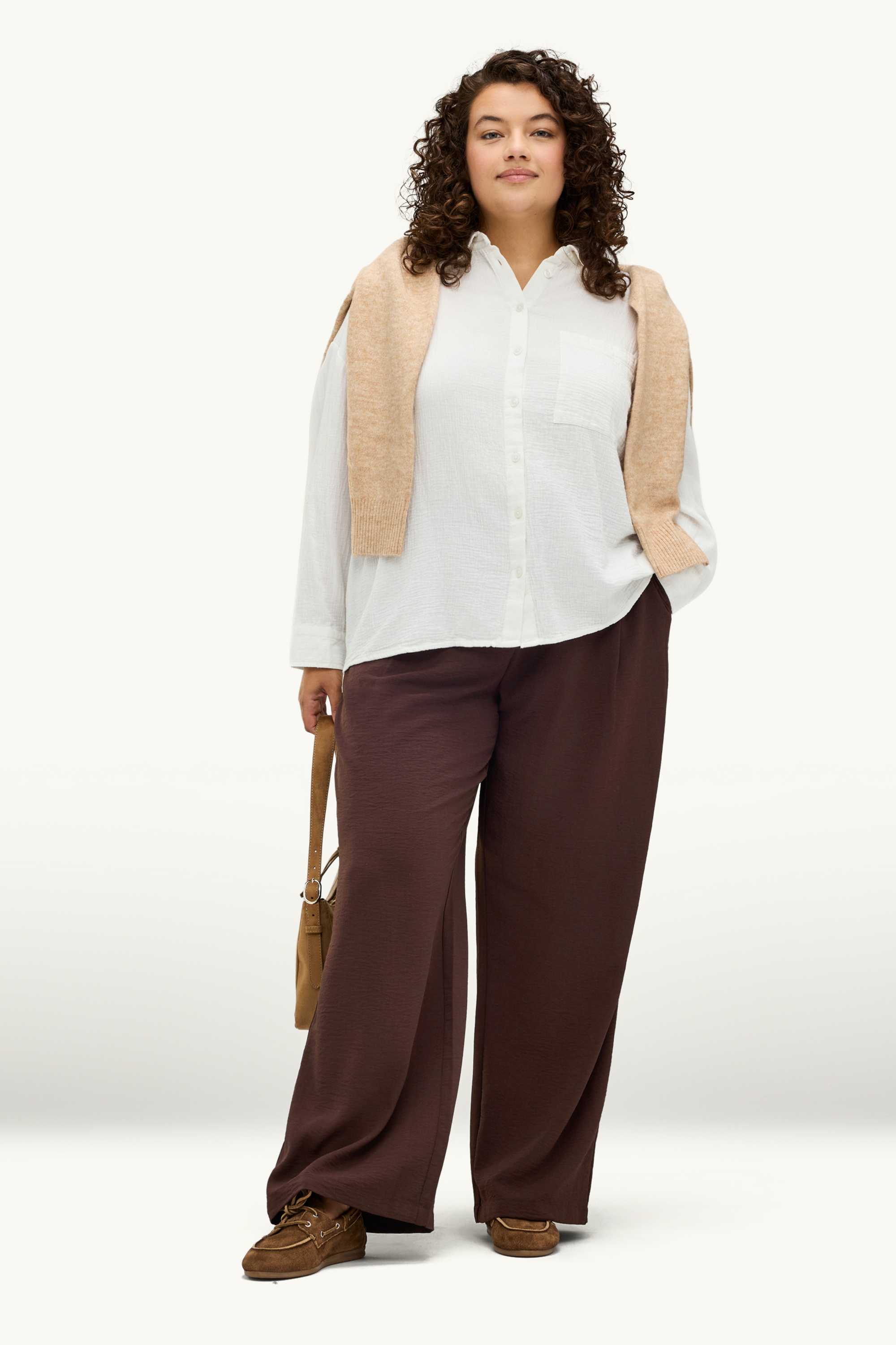 Cloth trousers - high waist - wide leg brown