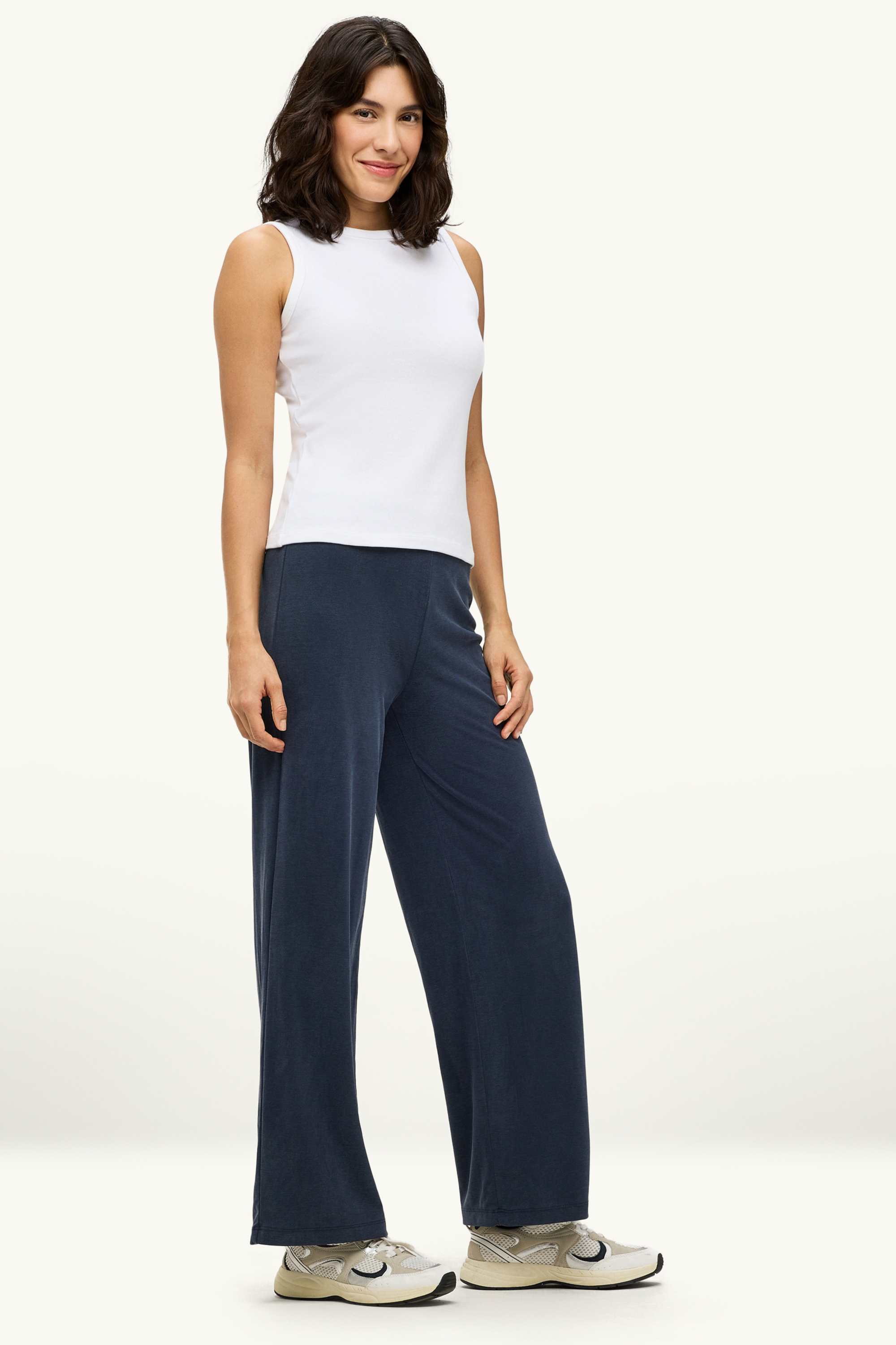 Cloth trousers - mid-rise waist - palazzo dark blue