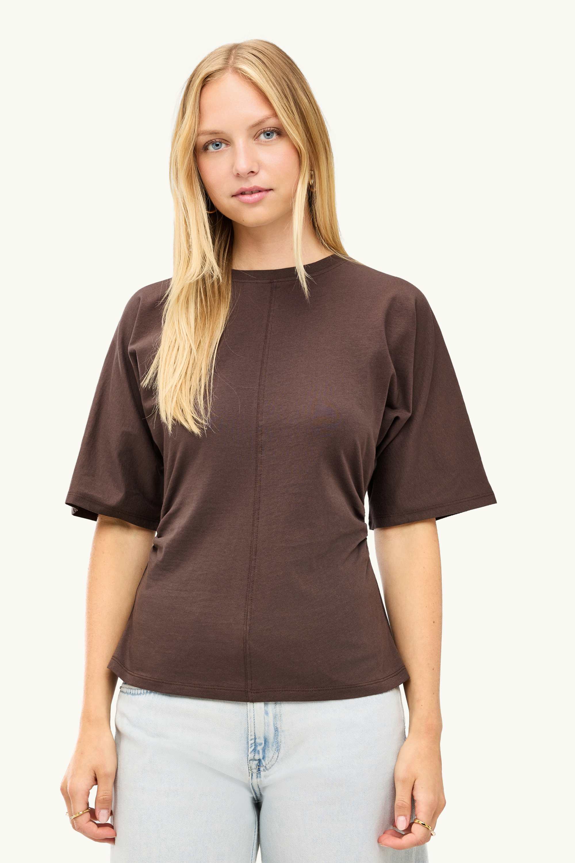 T-shirt - slim fit brown