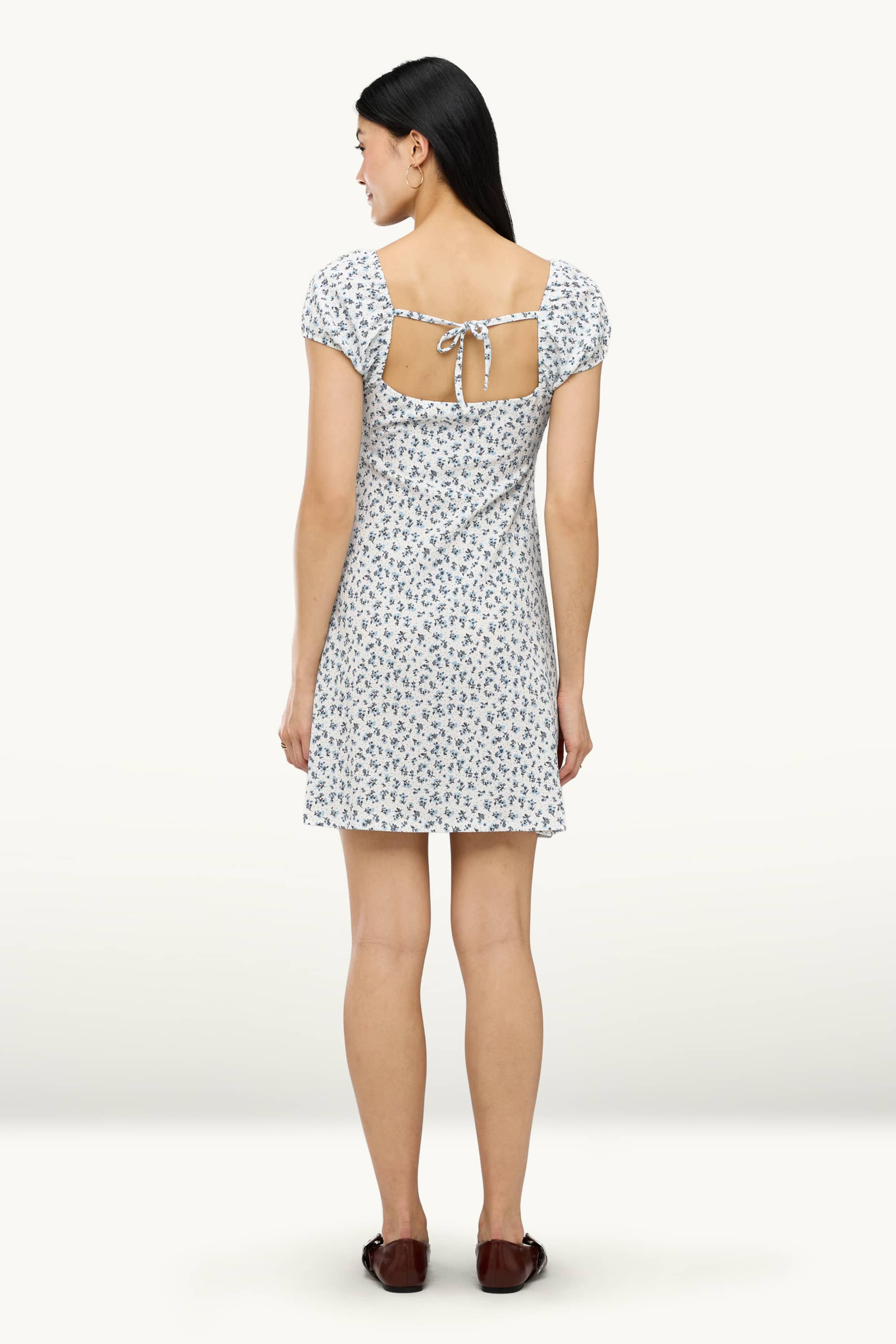 A-line dress - floral white / blue