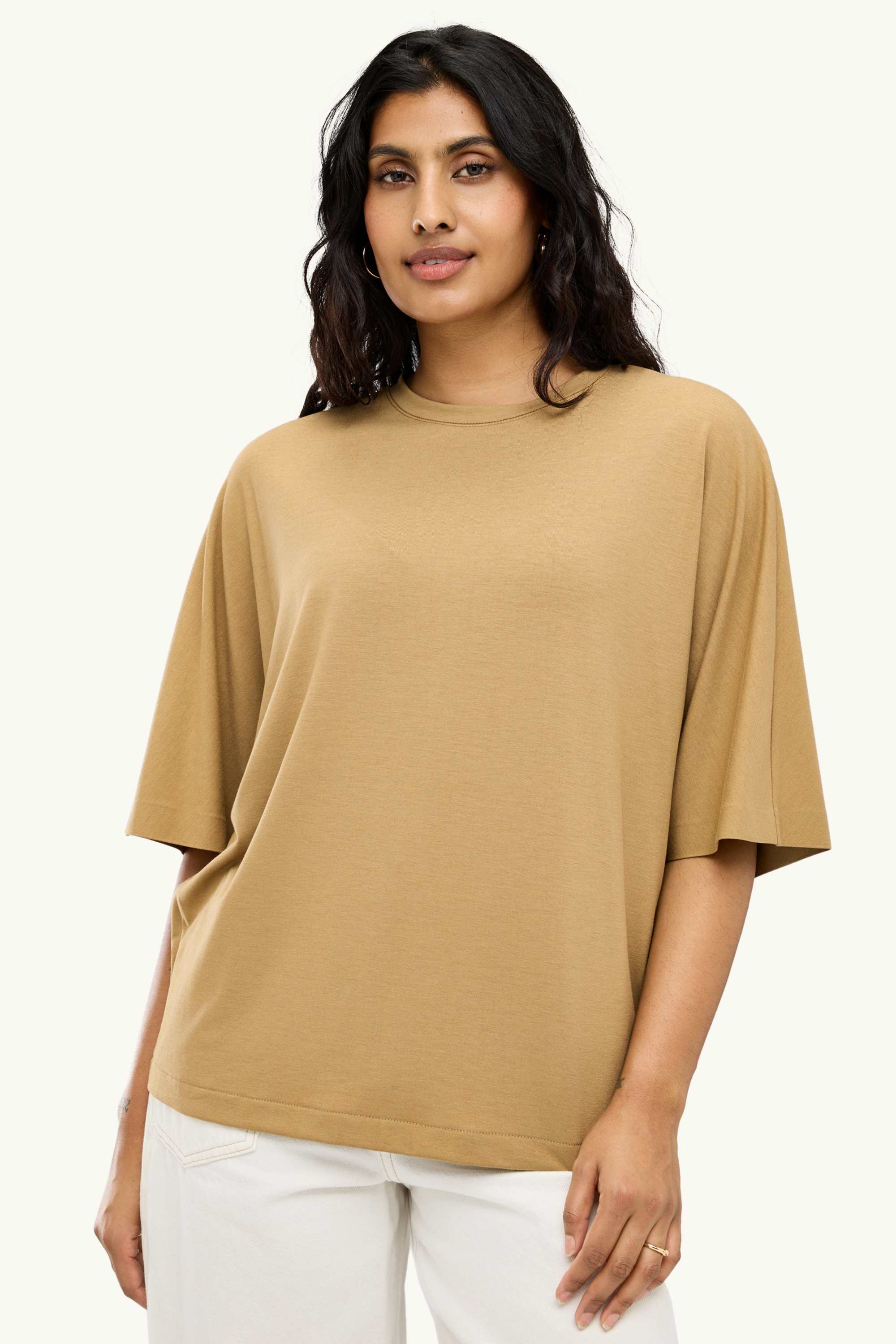 T-shirt - relaxed fit beige
