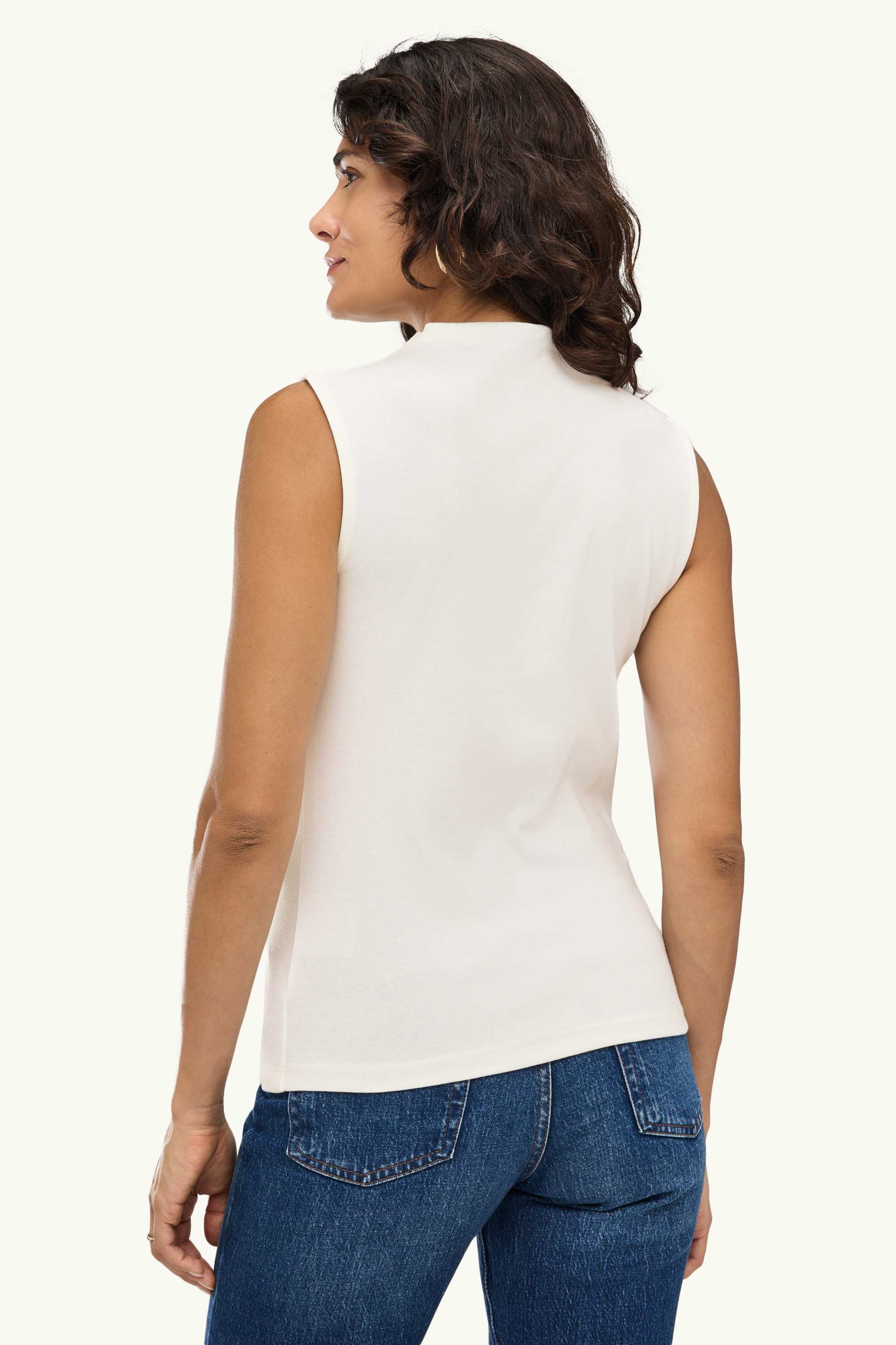 Top cremewhite