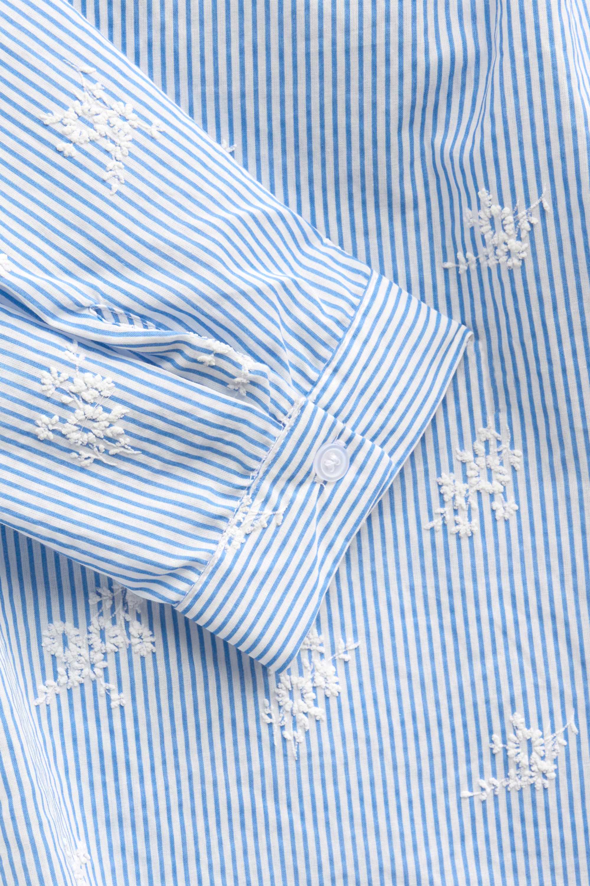 V-neck blouse - striped blue / white