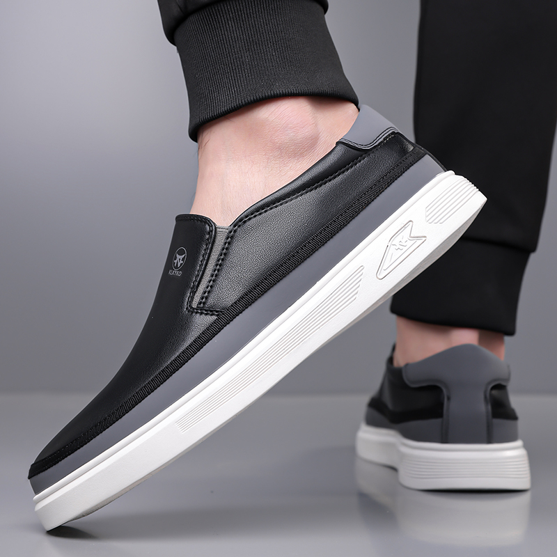 Herrenschuhe aus bedrucktem Kalbsleder