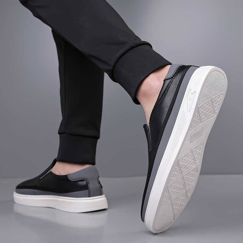 Herrenschuhe aus bedrucktem Kalbsleder