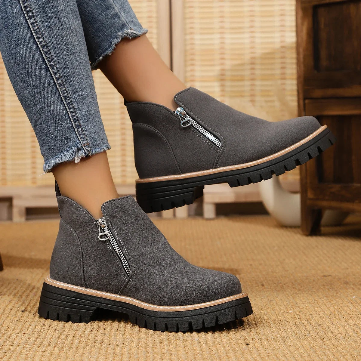 Frida – Plateau-Stiefelette mit Thick-Sole für Herbst & Winter – Produktansicht 4